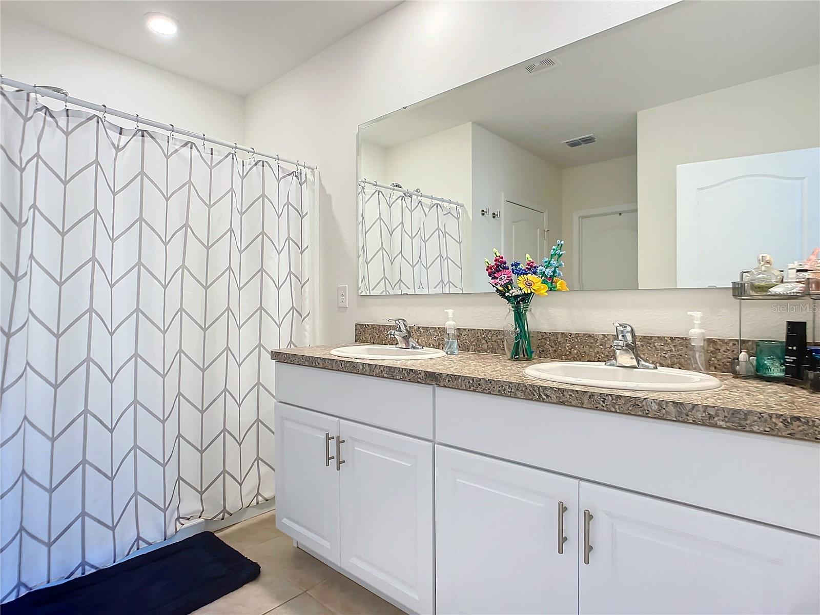 2607 Elmbrooke Way Property Photo 41