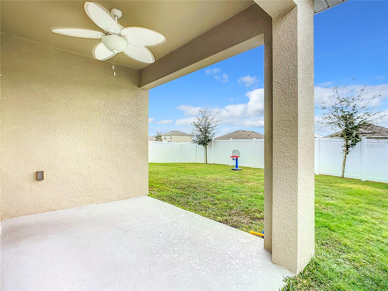 2607 Elmbrooke Way Property Photo 44