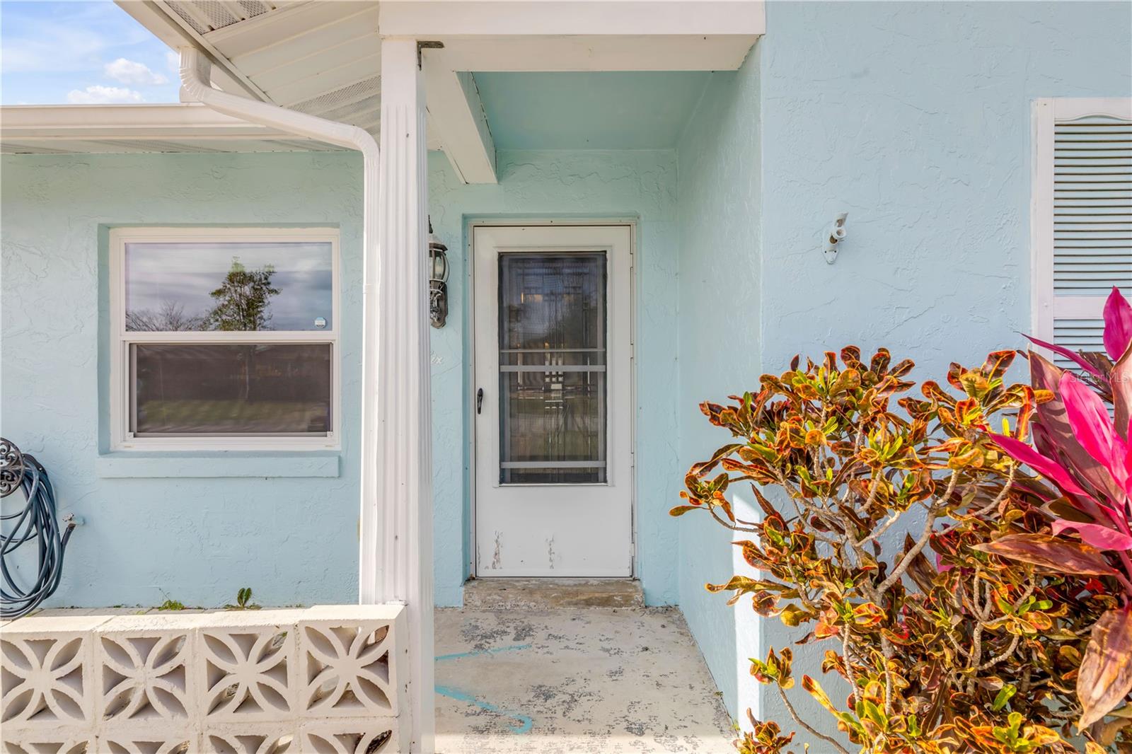 26 Laughing Gull Ln Property Photo 3