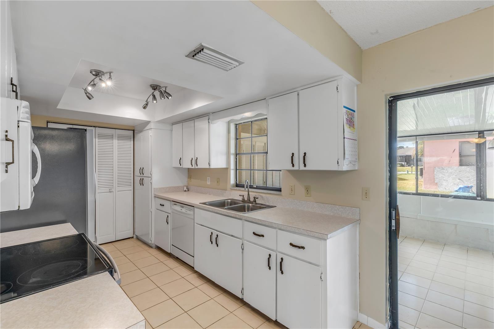 26 Laughing Gull Ln Property Photo 15