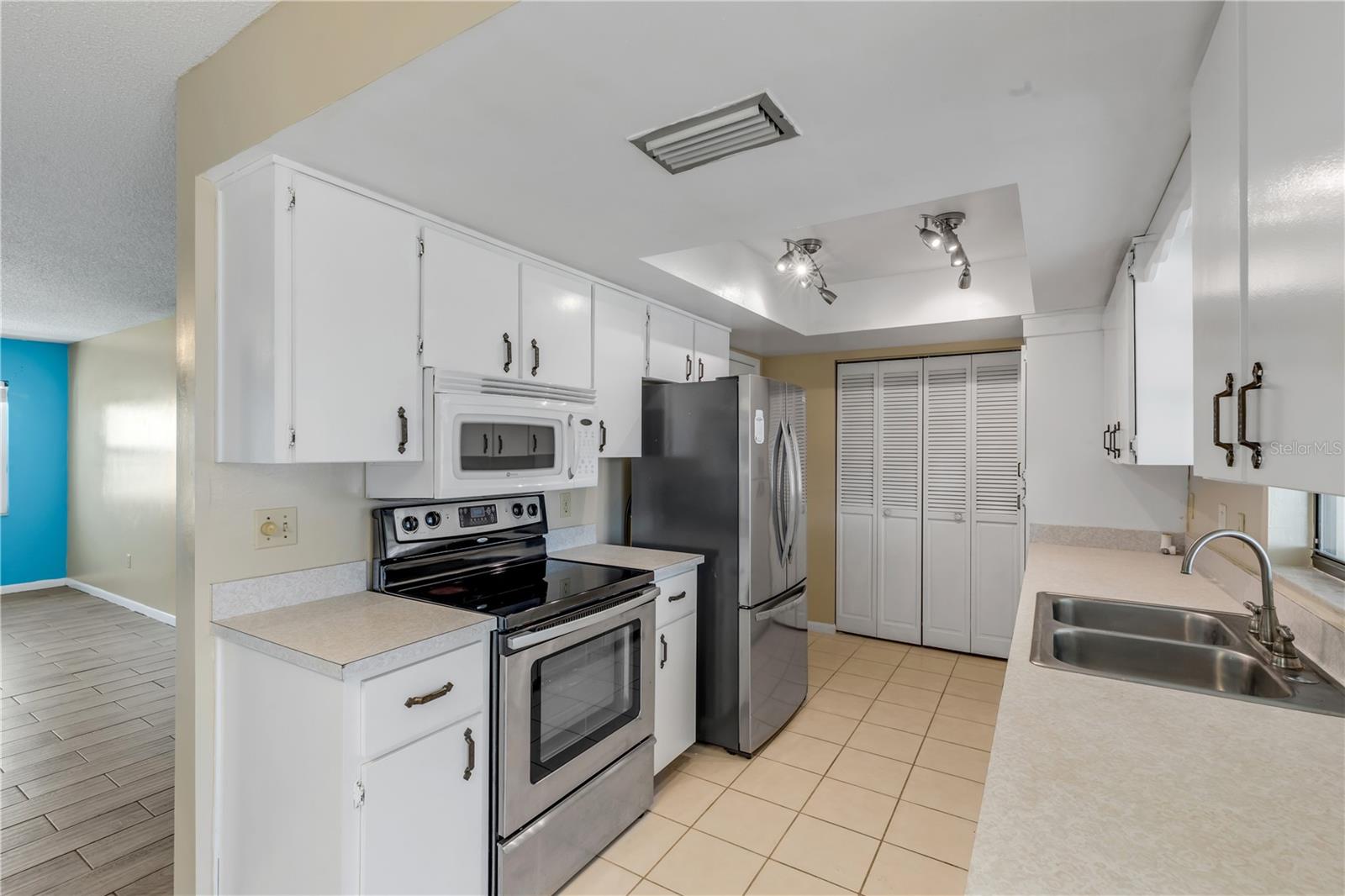 26 Laughing Gull Ln Property Photo 16