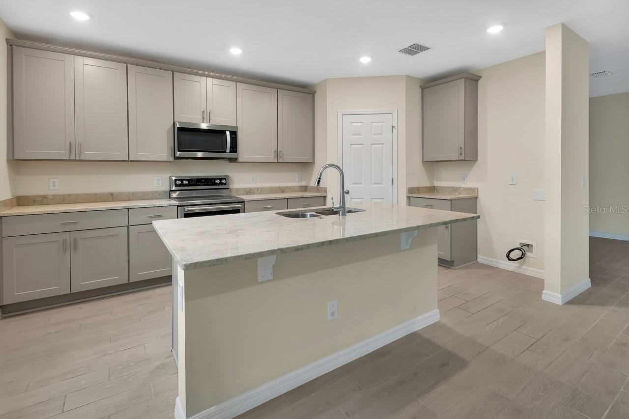NS1087092 Property Photo 9