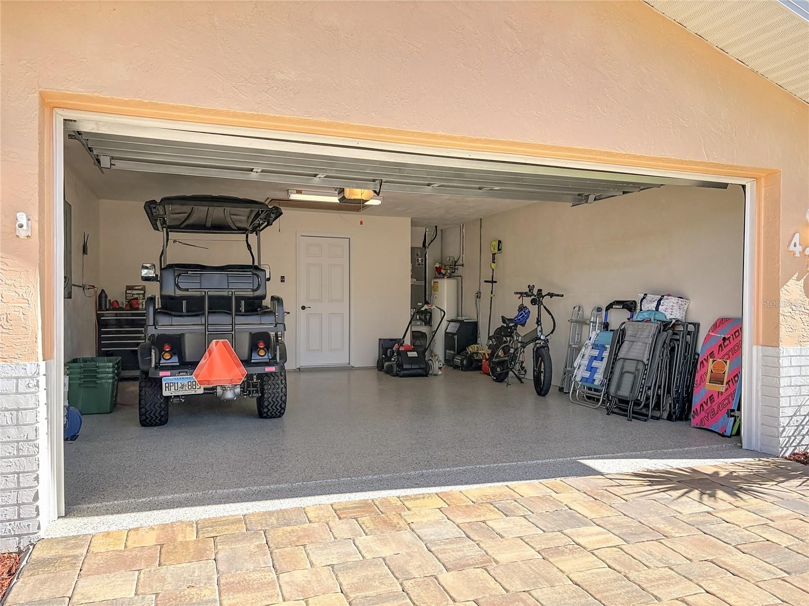 4761 Riverglen Blvd Property Photo 4