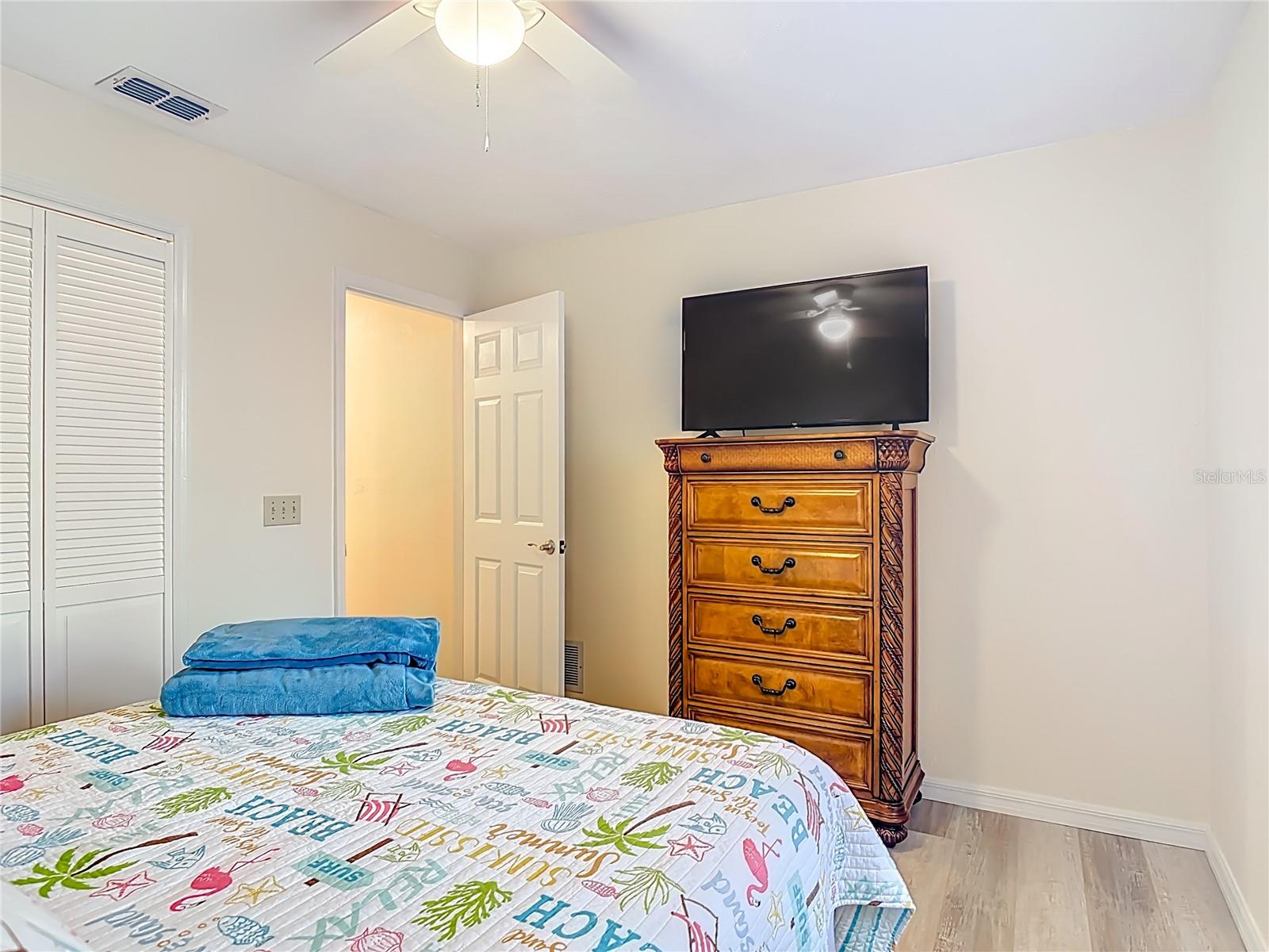 4761 Riverglen Blvd Property Photo 22