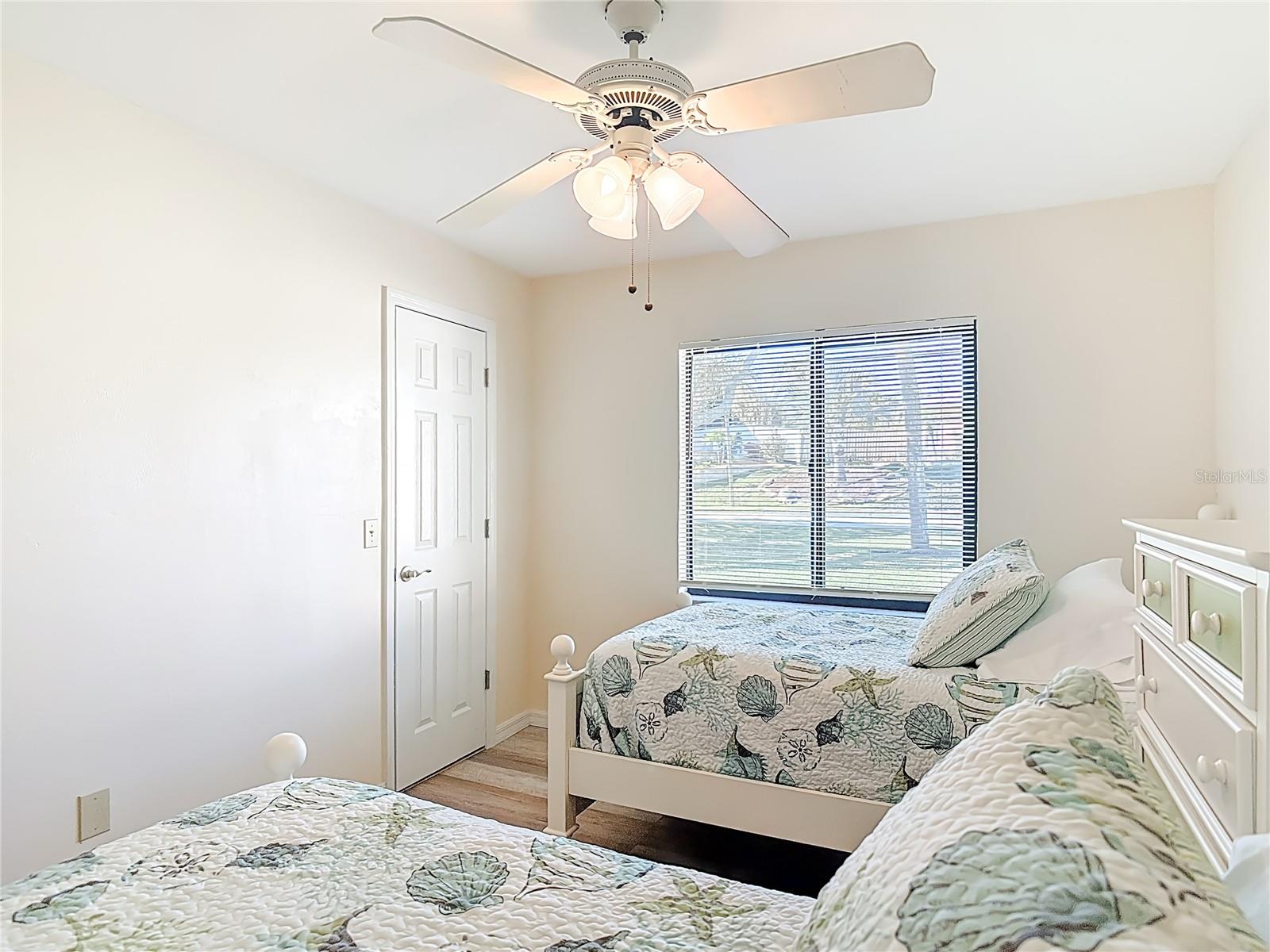 4761 Riverglen Blvd Property Photo 28