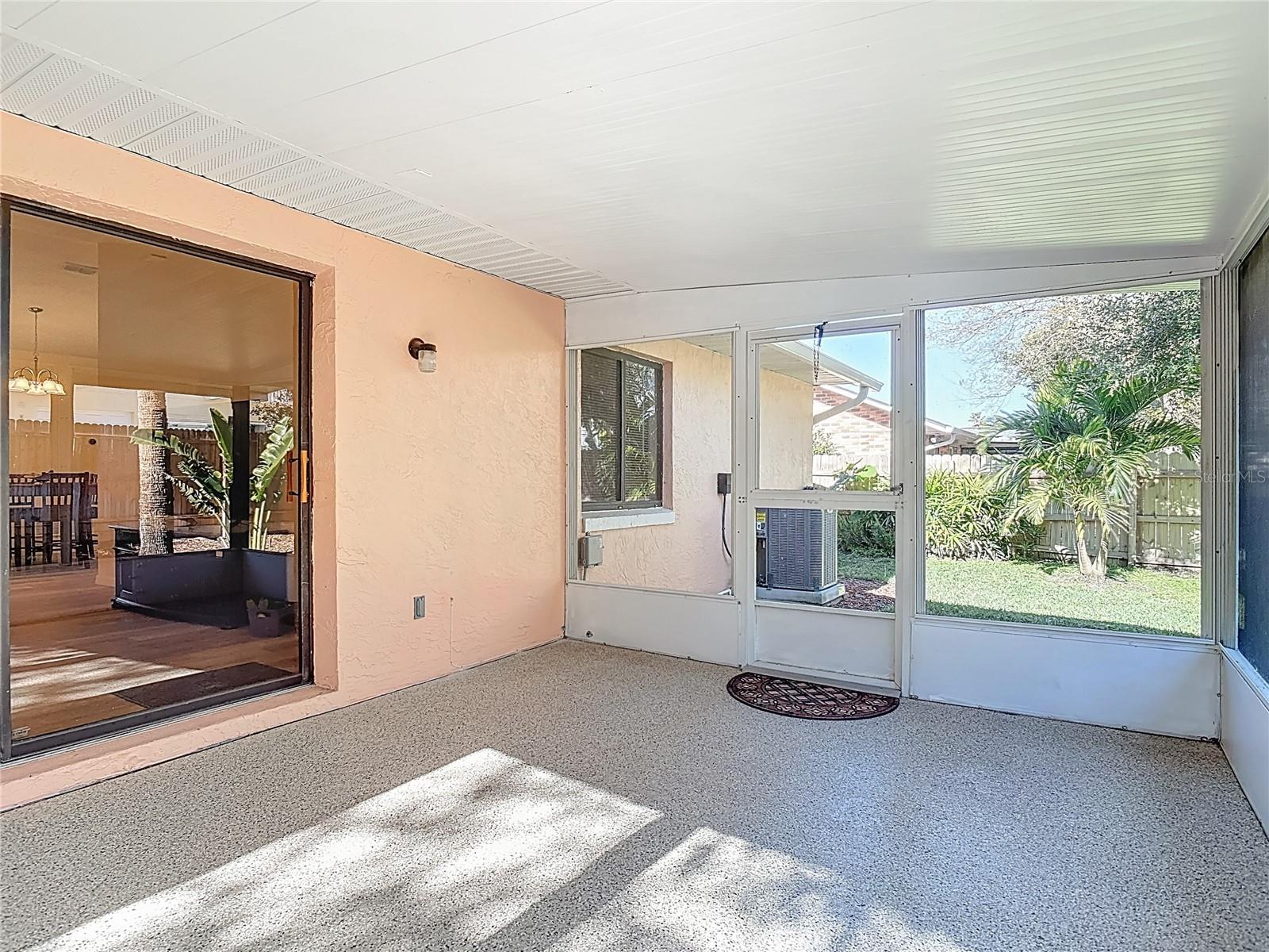 4761 Riverglen Blvd Property Photo 31