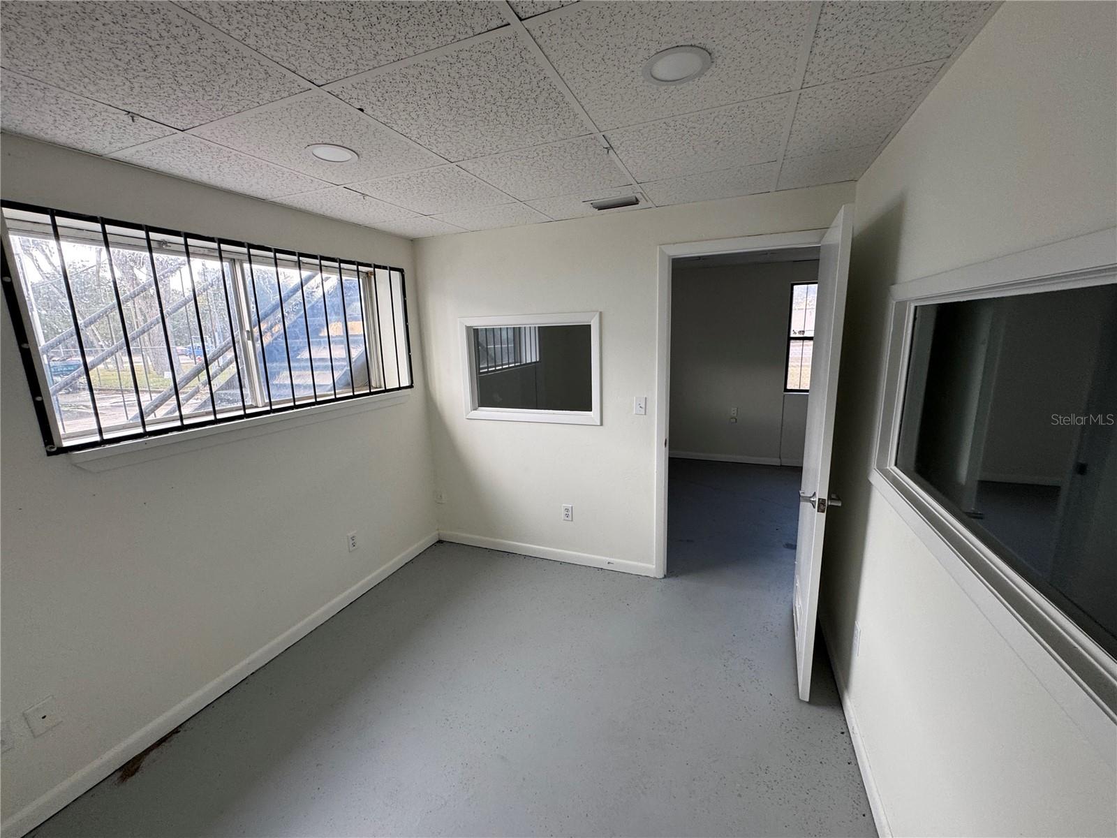 702 W Park Ave #a1 Property Photo 3