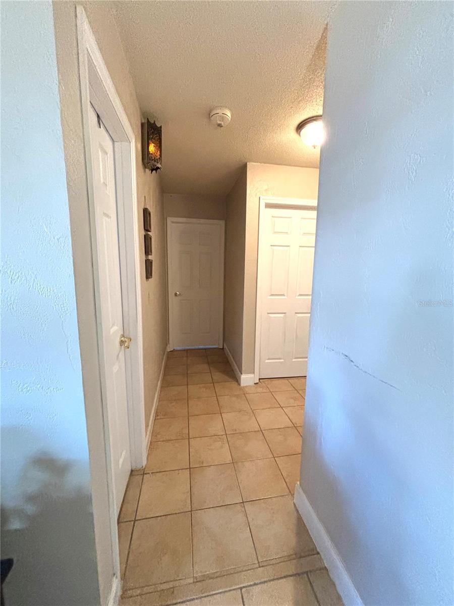 6 Fairgreen Ave Property Photo 6