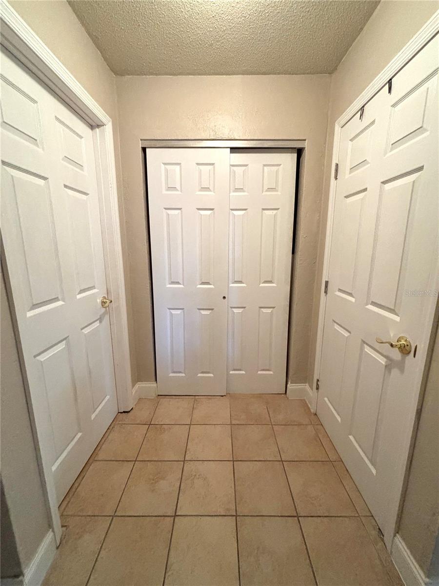 6 Fairgreen Ave Property Photo 11
