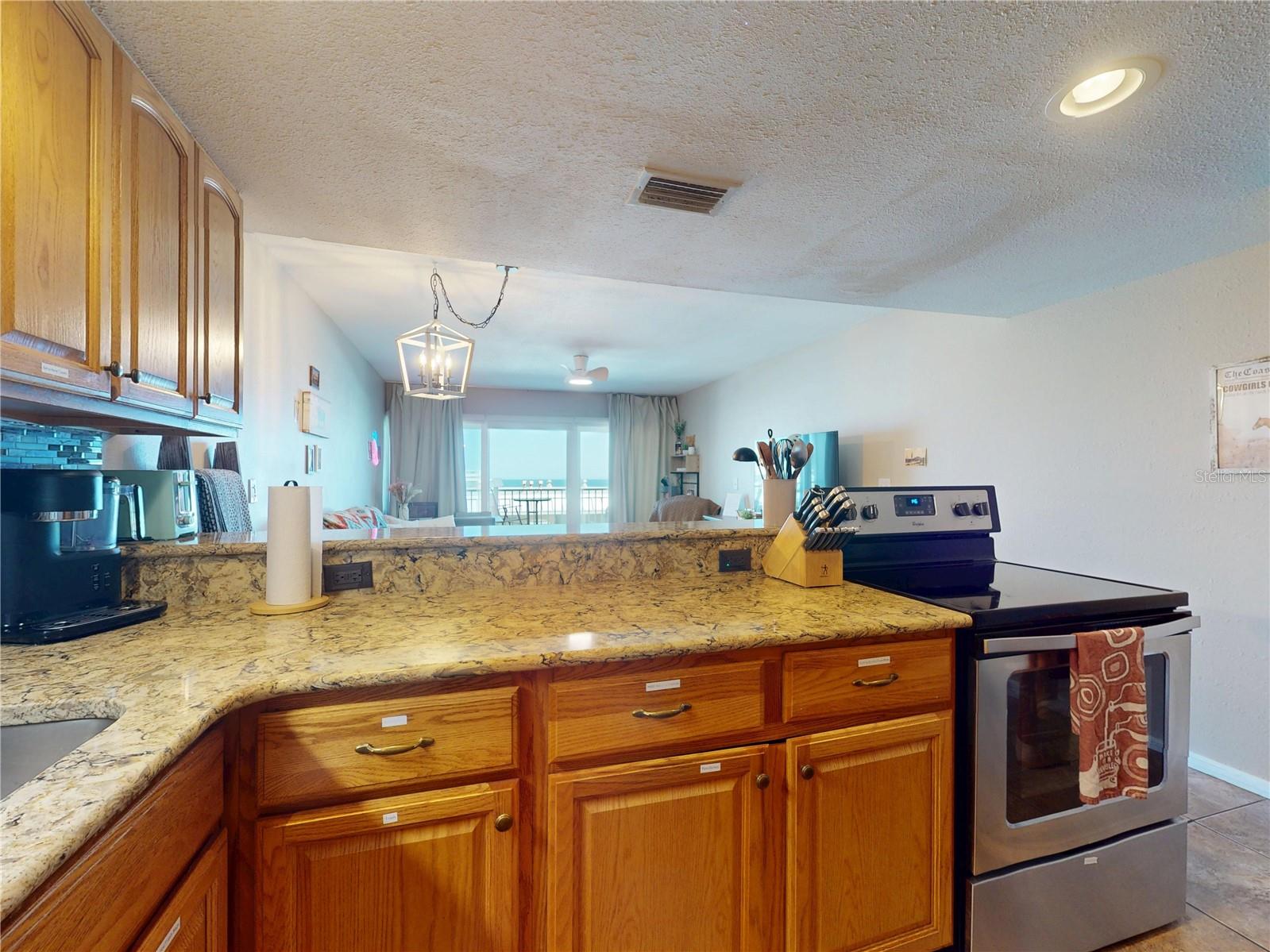 4849 Saxon Dr #c208 Property Photo 24