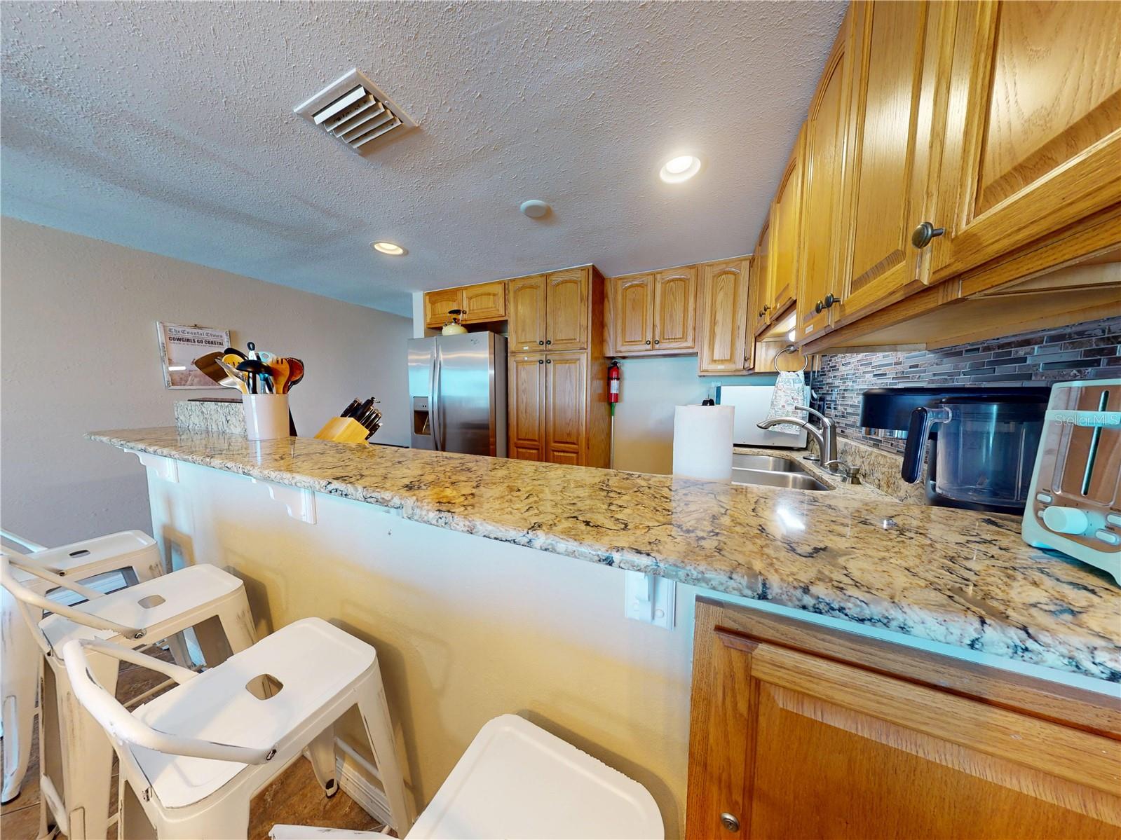 4849 Saxon Dr #c208 Property Photo 28