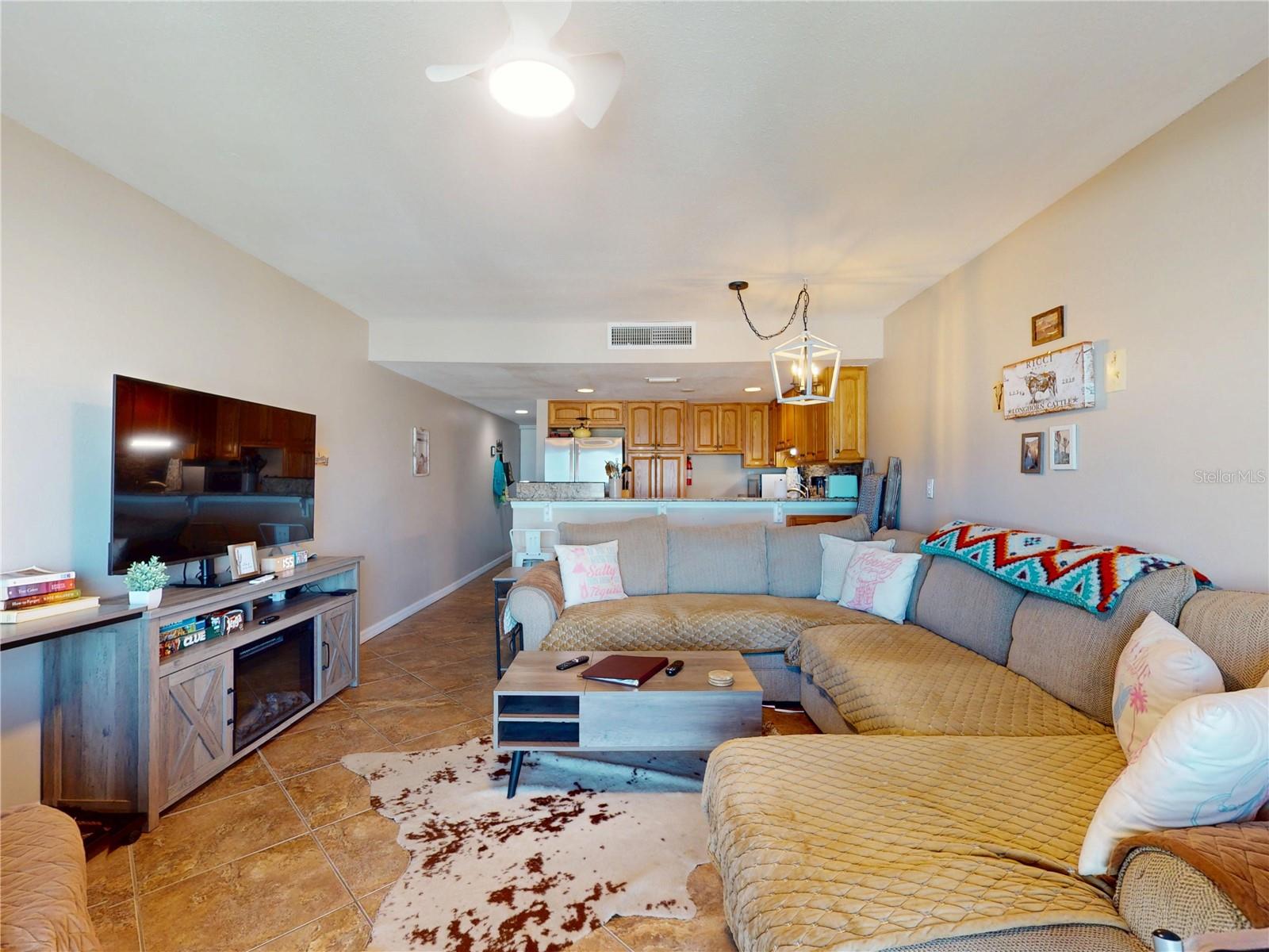 4849 Saxon Dr #c208 Property Photo 34