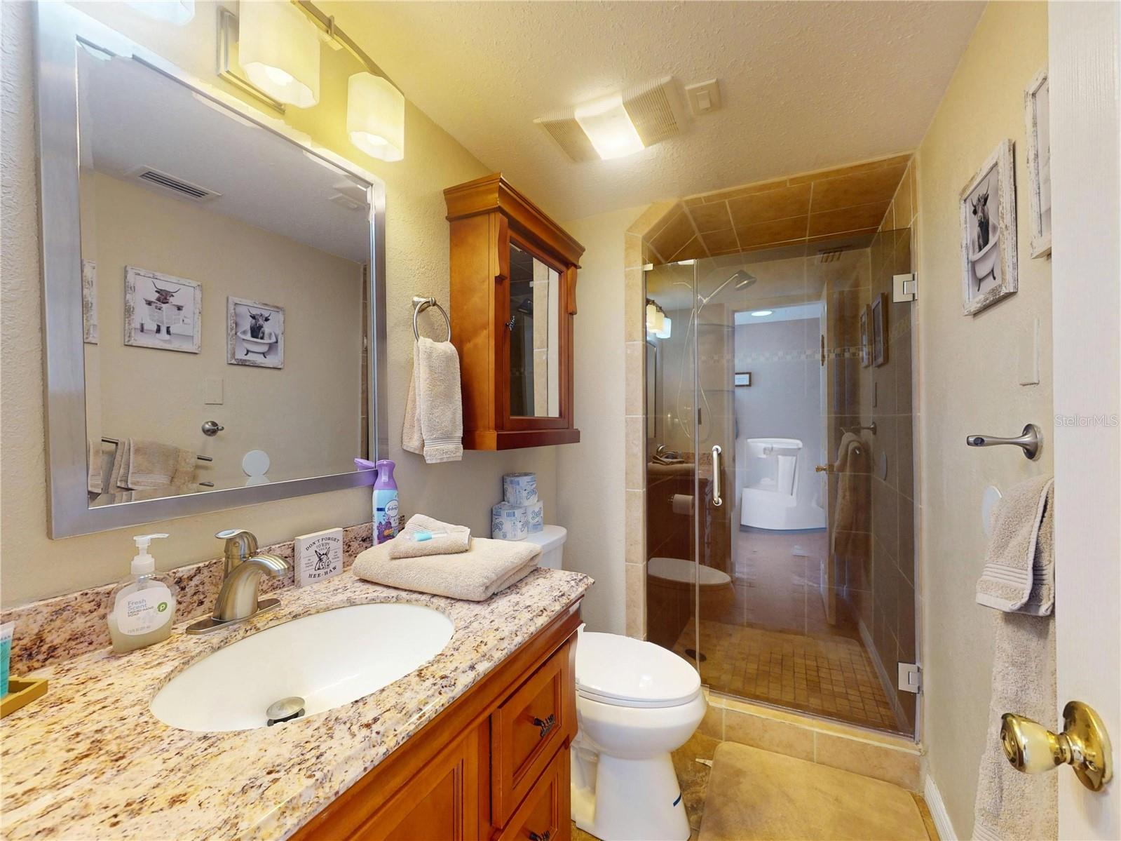 4849 Saxon Dr #c208 Property Photo 37