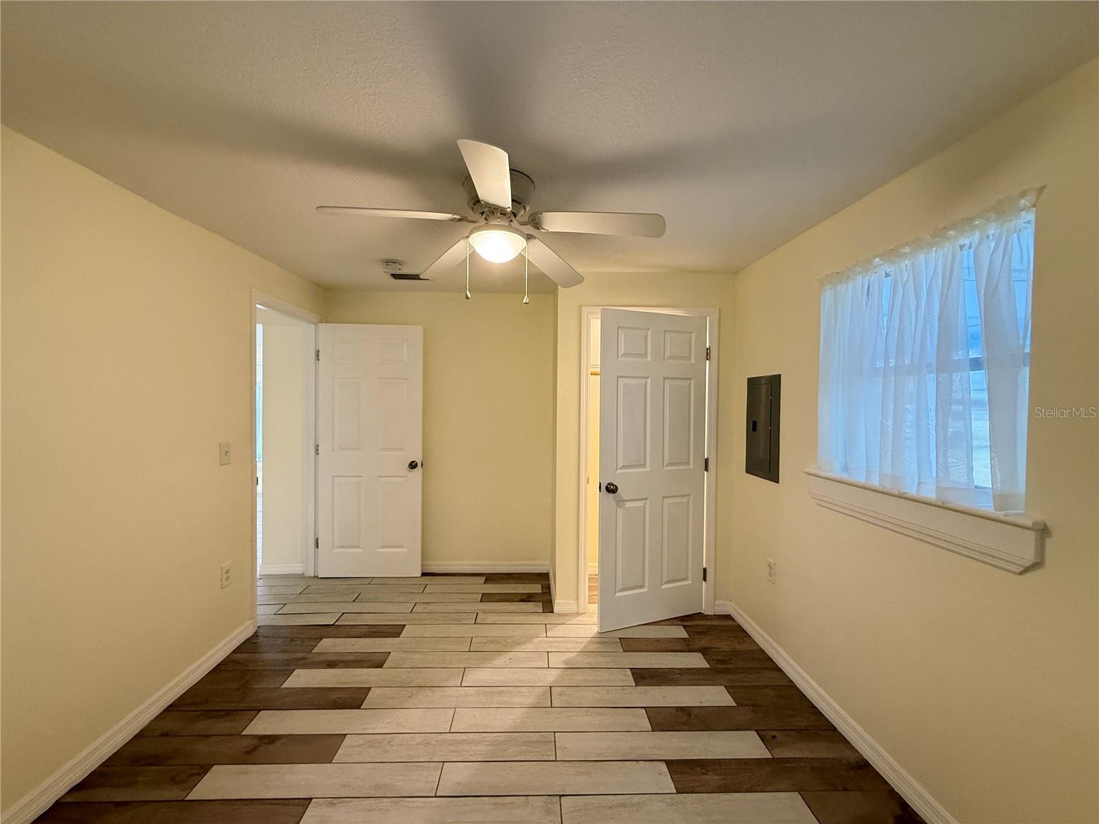 302 Adele St Property Photo 23