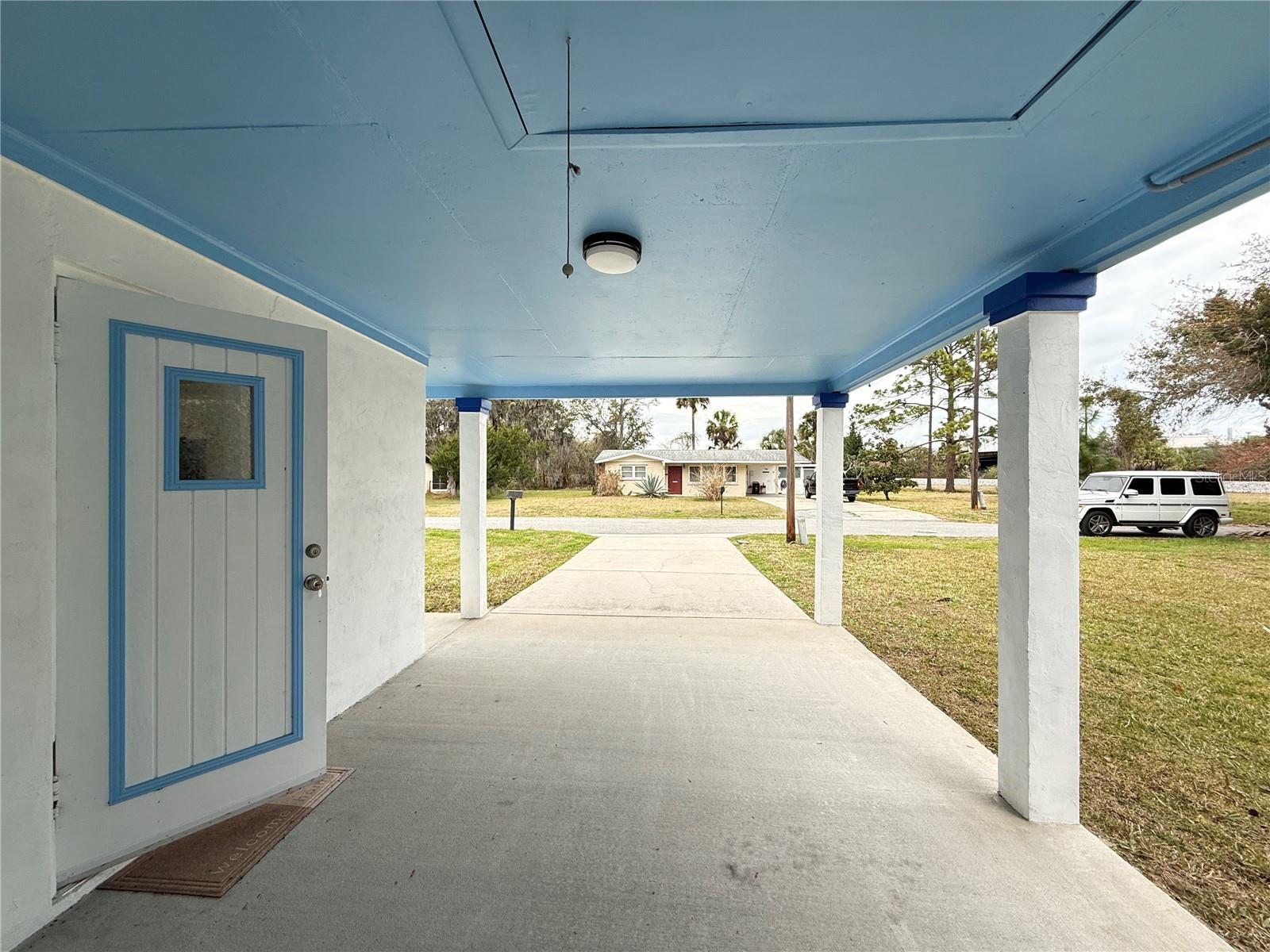 302 Adele St Property Photo 35