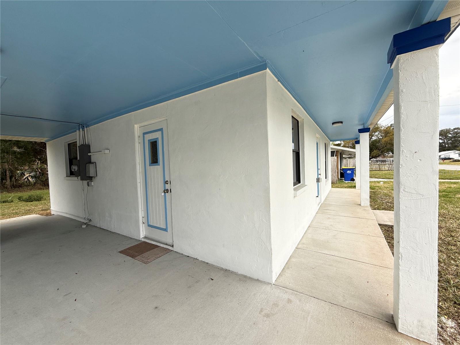 302 Adele St Property Photo 36