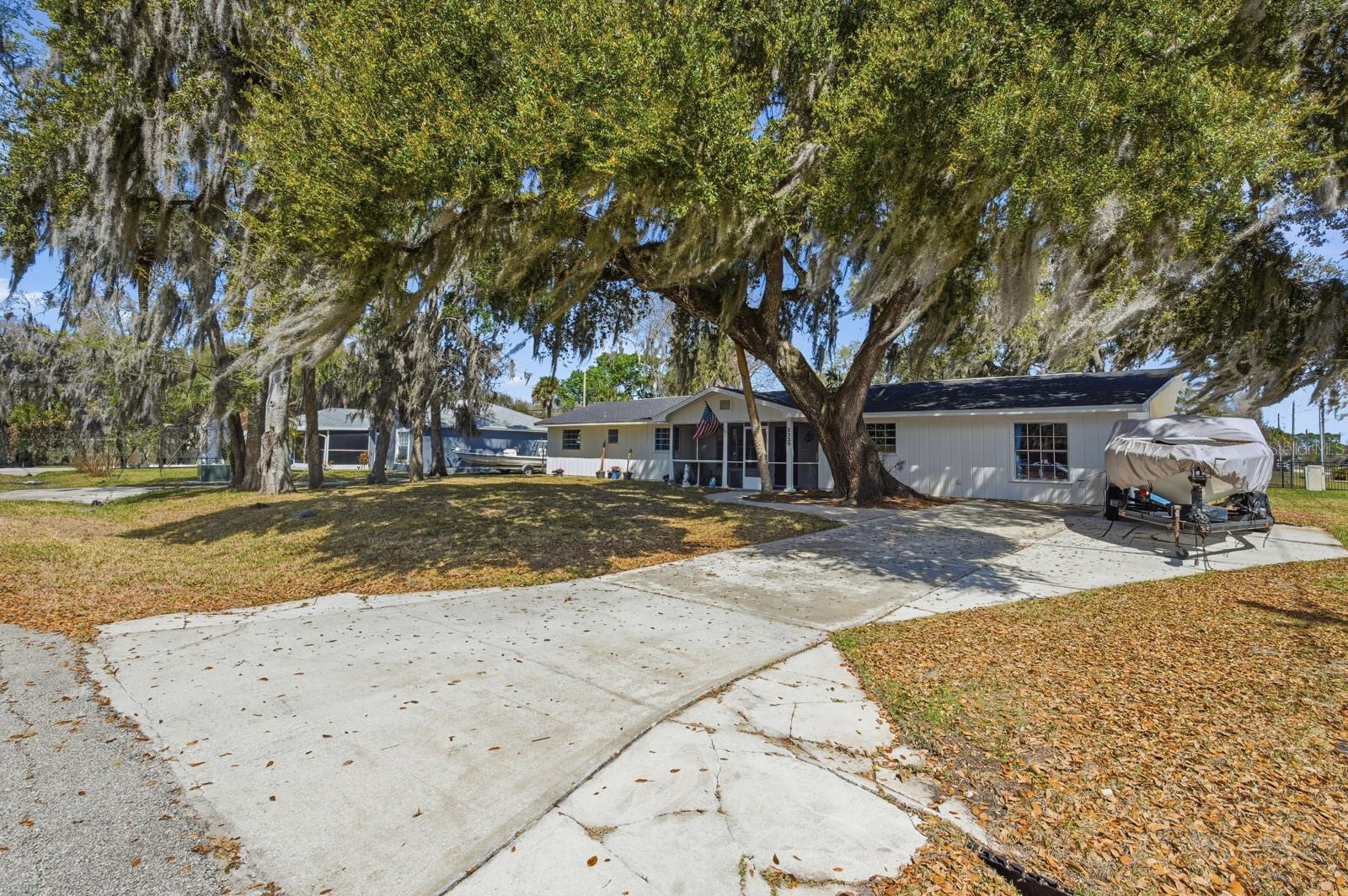 2329 Lime Tree Property Photo 2