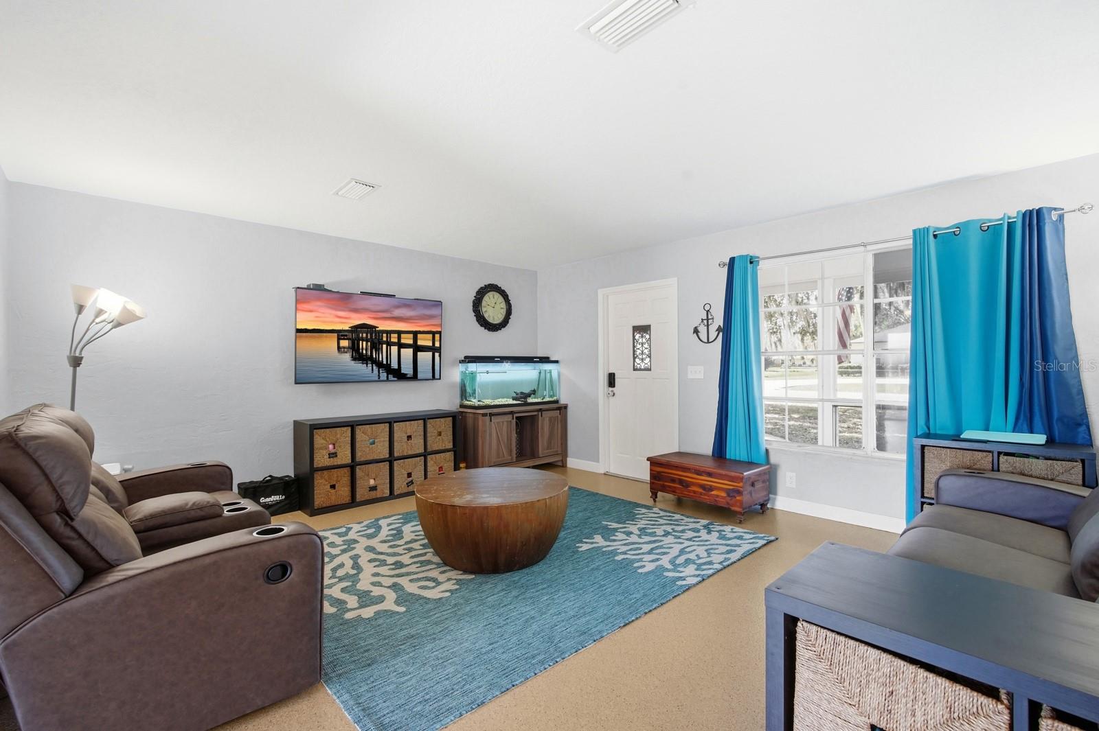 2329 Lime Tree Property Photo 5