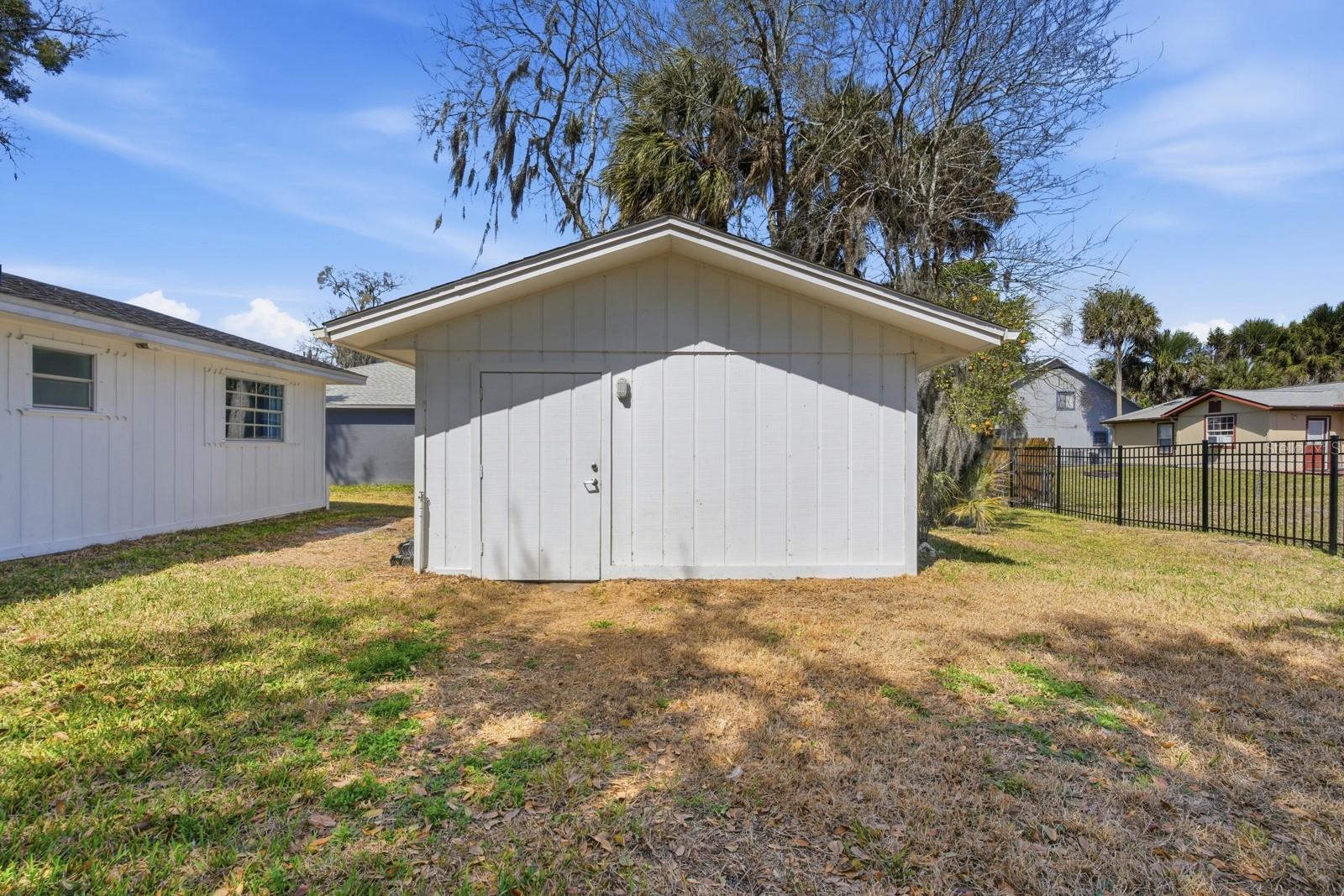 2329 Lime Tree Property Photo 20