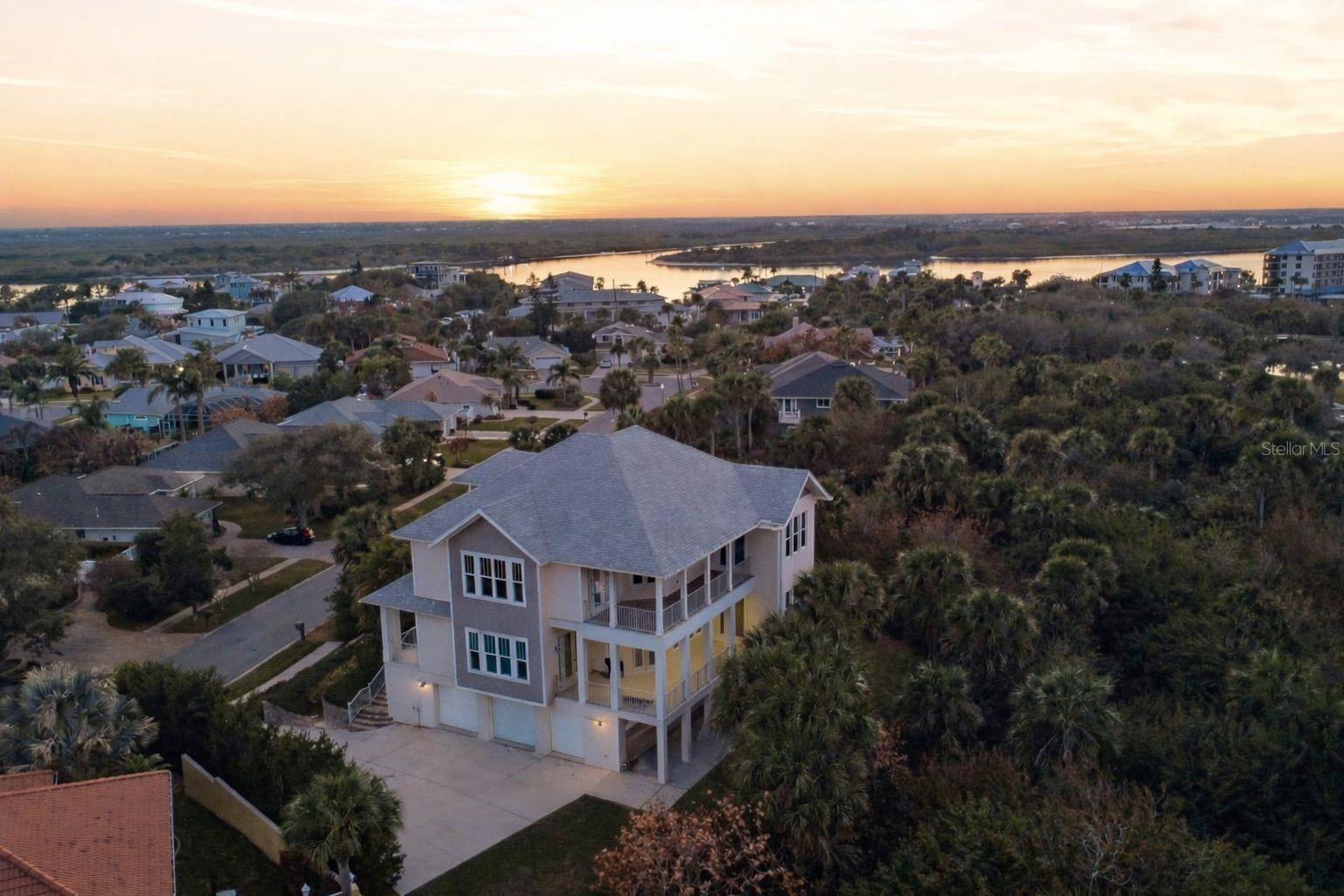 2142 VILLA WAY