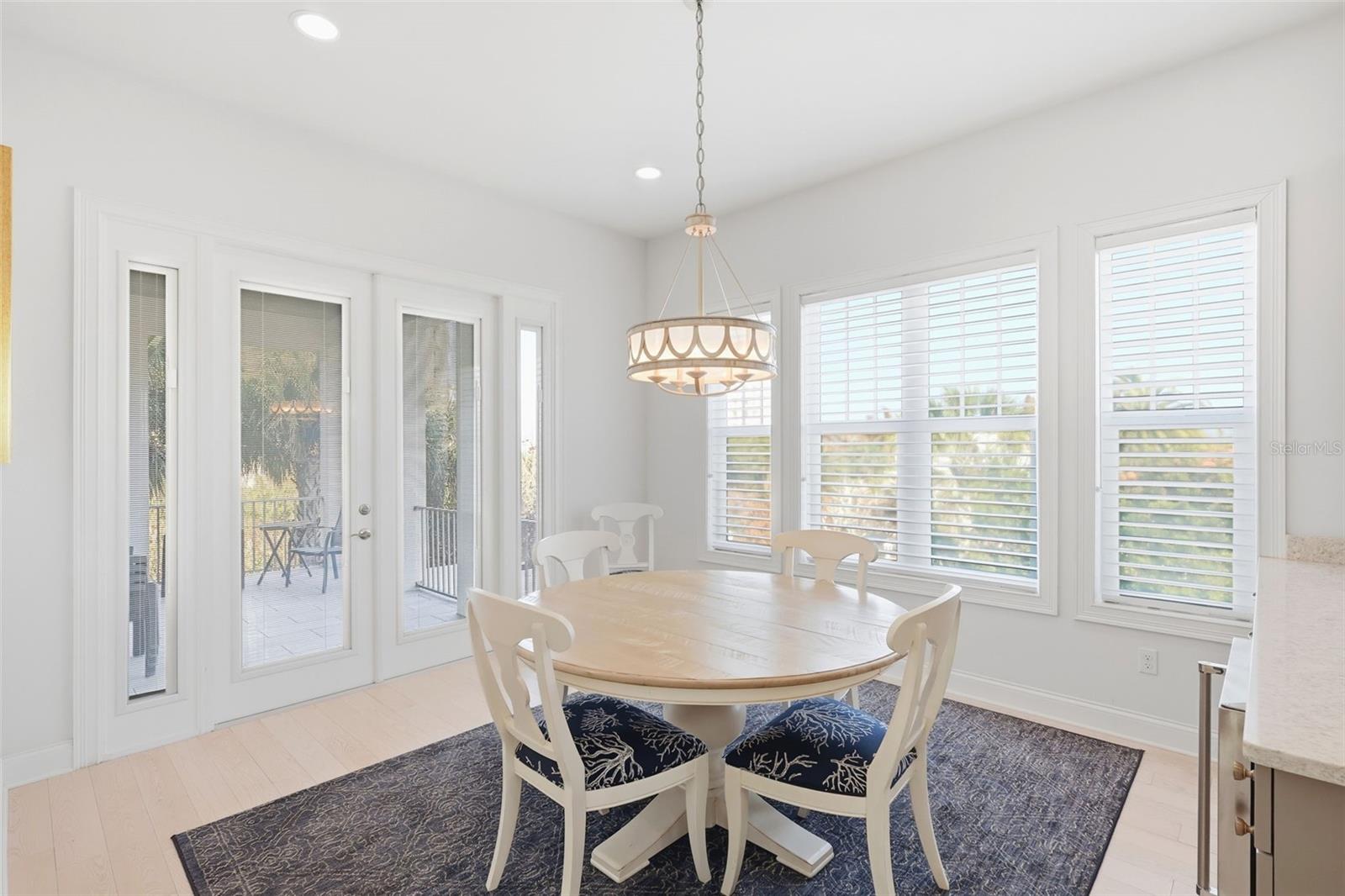 2142 Villa Way Property Photo 13
