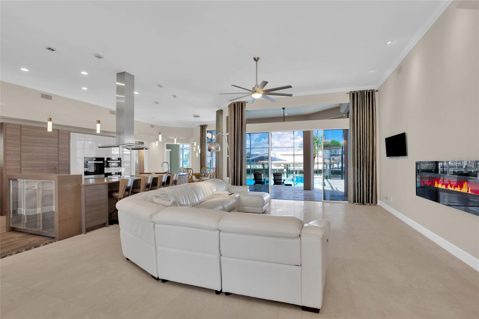 133 Via Capri Property Photo 13