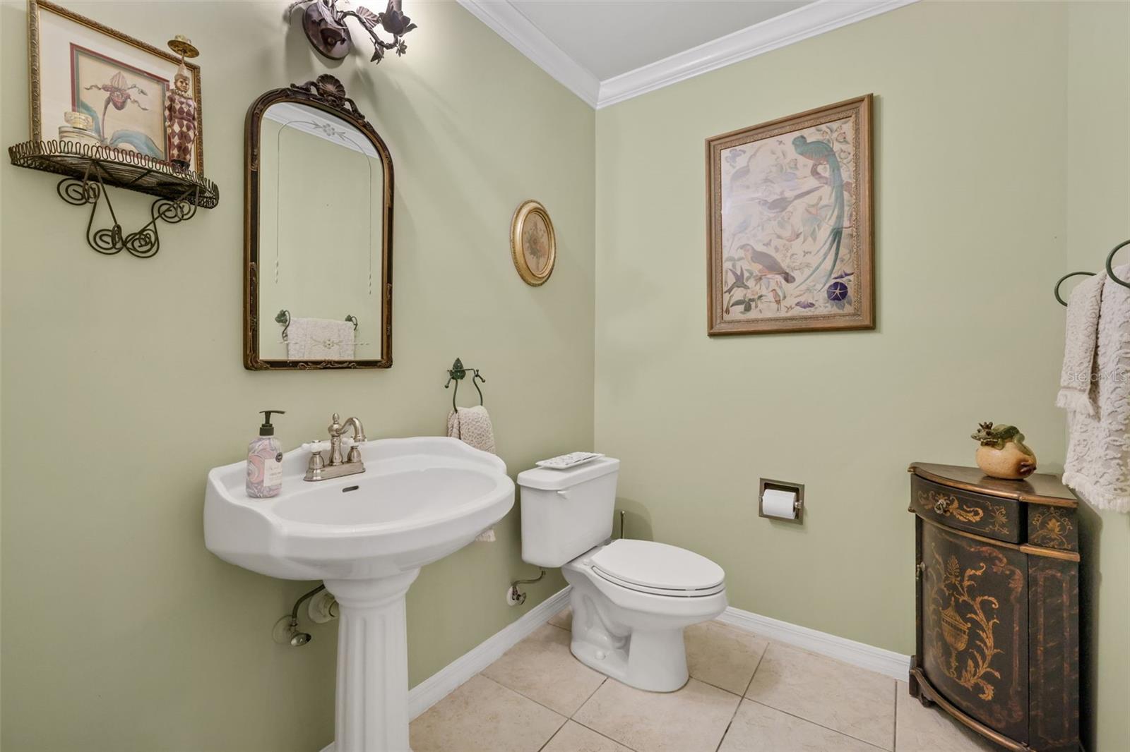 111 Esther St Property Photo 34