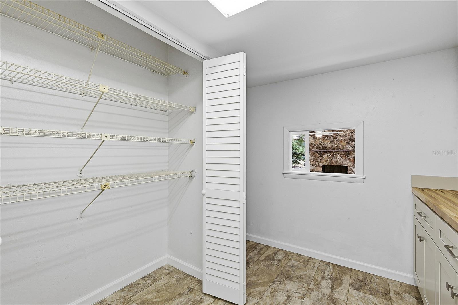 38 Snaresbrook Ct Property Photo 24