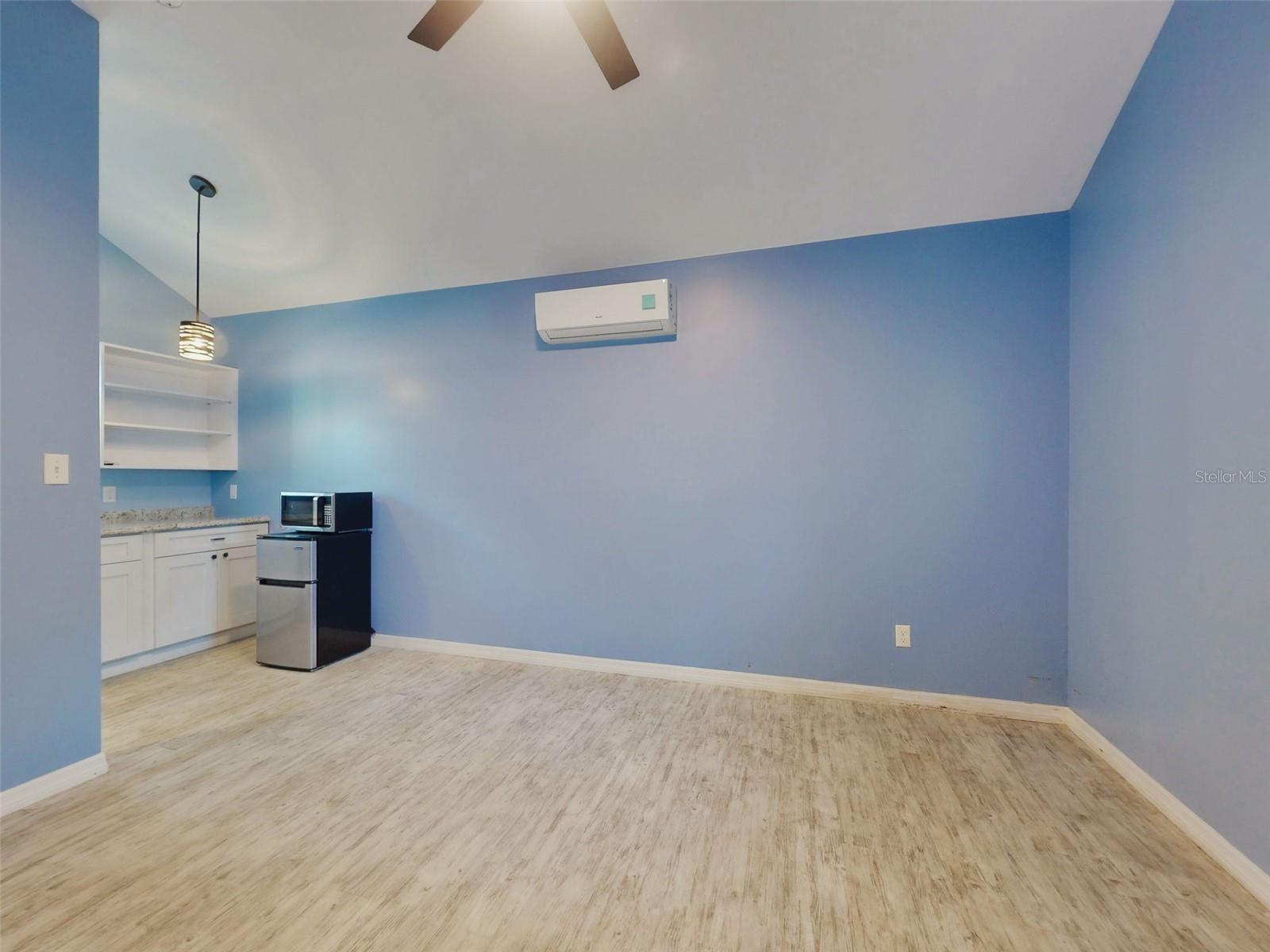76 Duero St Property Photo 36