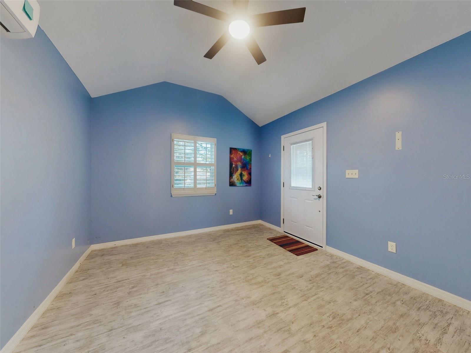 76 Duero St Property Photo 38