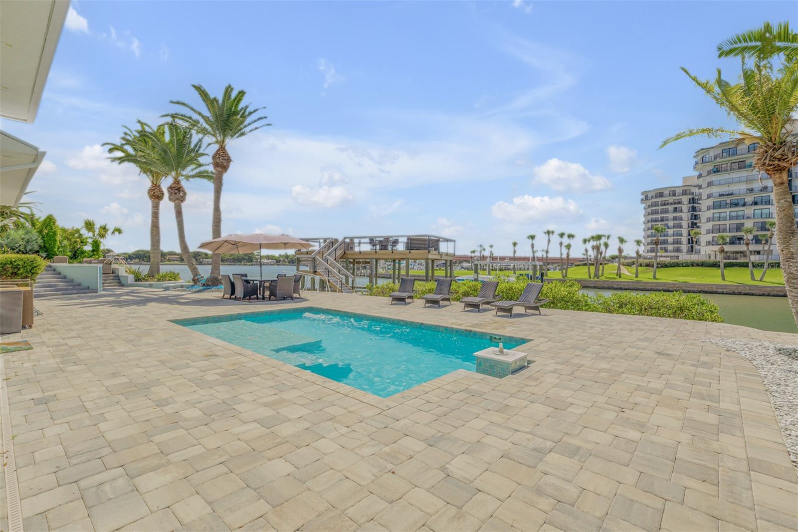 444 Quay Assisi Ct Property Photo 4