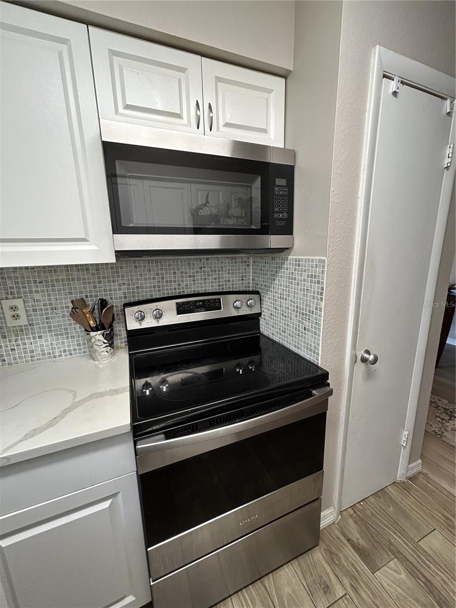 127 Springwood Cir #d Property Photo 9