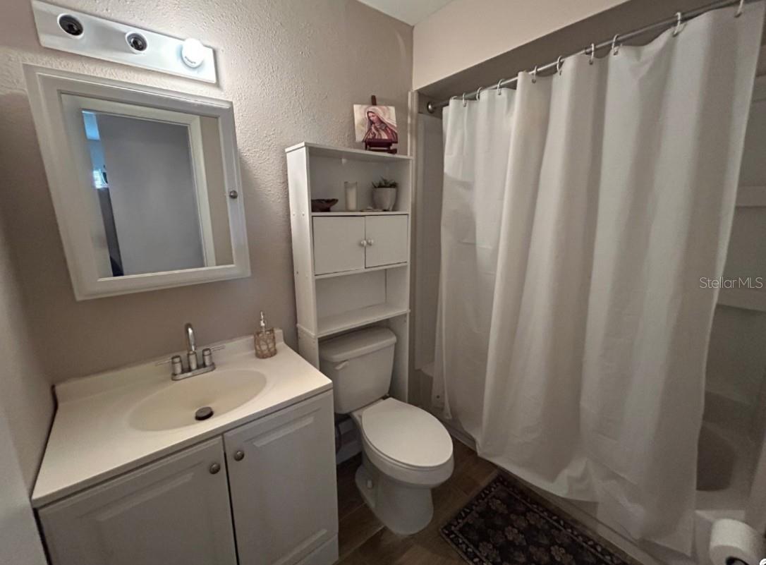 127 Springwood Cir #d Property Photo 12