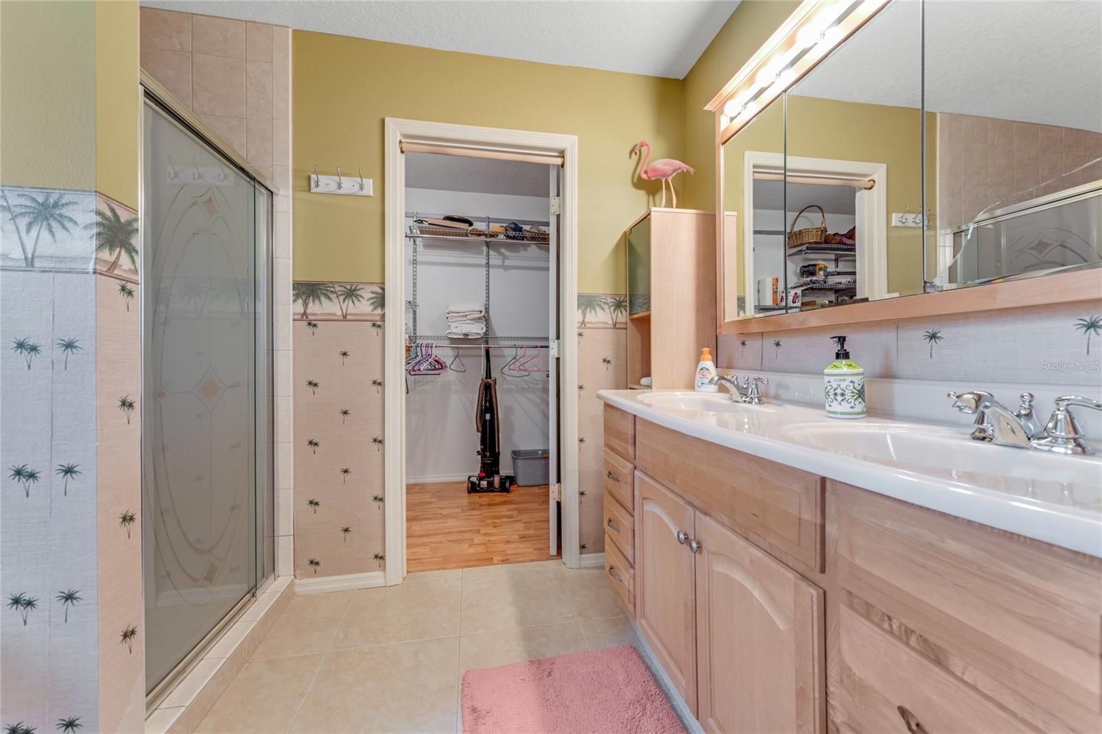 235 Randle Ave Property Photo 14