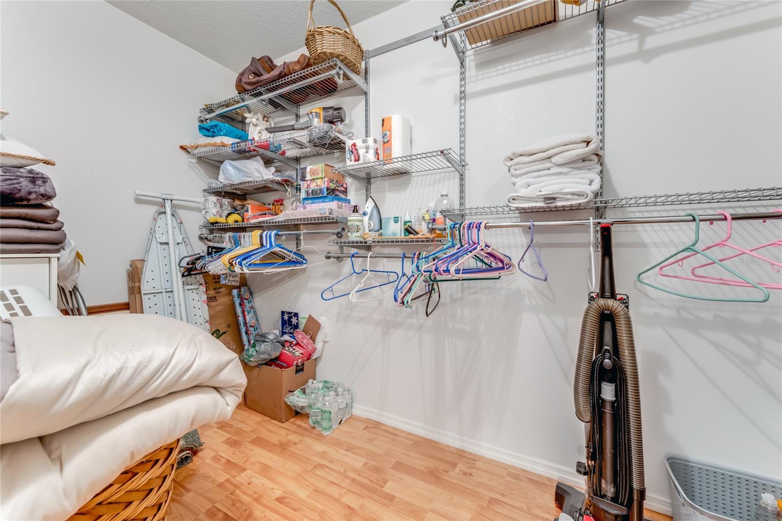 235 Randle Ave Property Photo 16