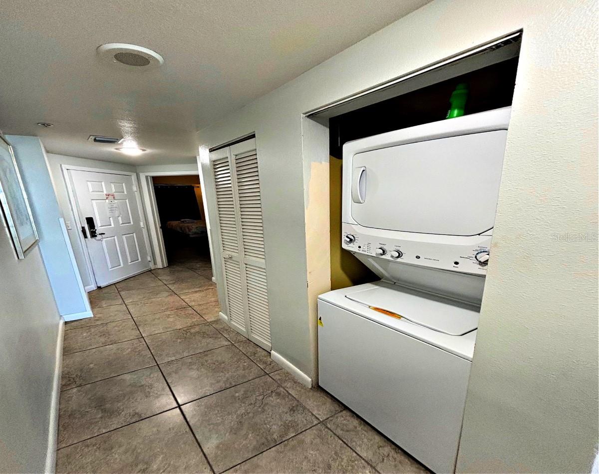 300 N Atlantic Ave #1908 Property Photo 6