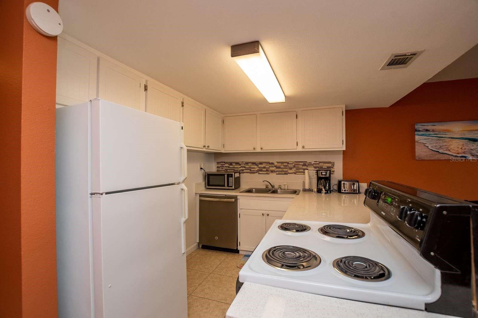 4849 Saxon #c202 Property Photo 11
