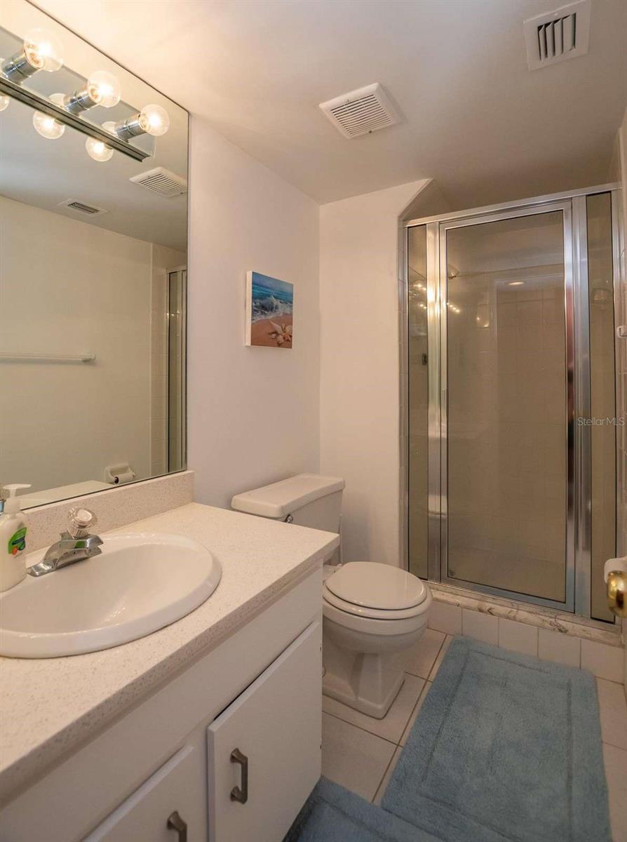 4849 Saxon #c202 Property Photo 14