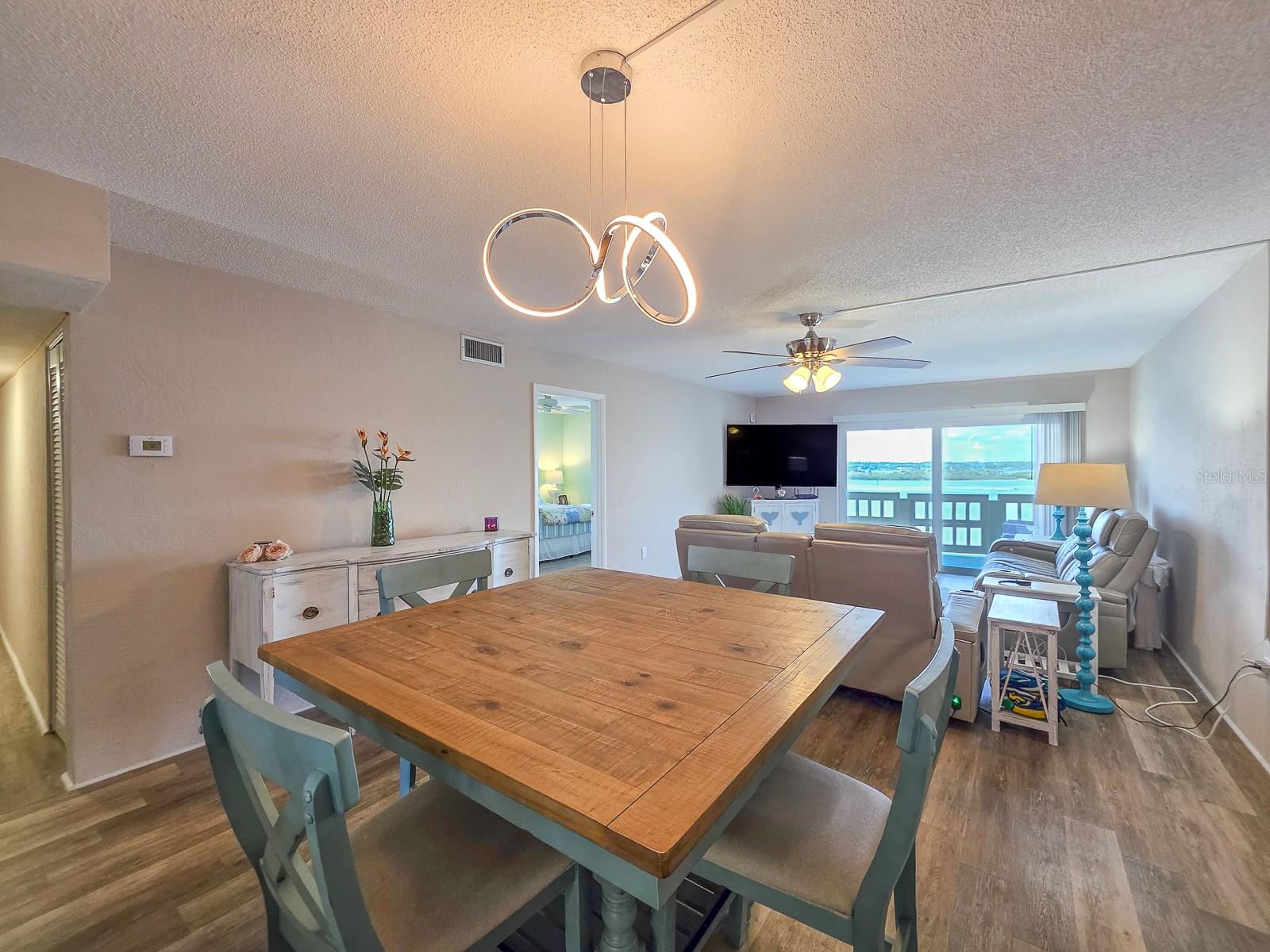 3606 S Peninsula Dr #605 Property Photo 8