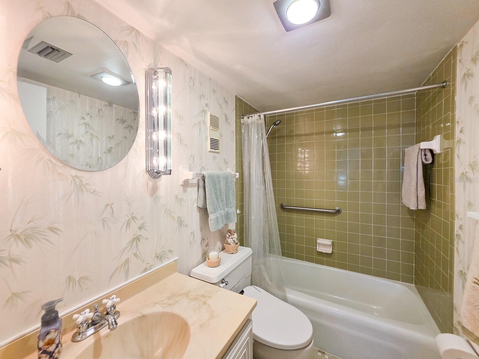 3606 S Peninsula Dr #605 Property Photo 25
