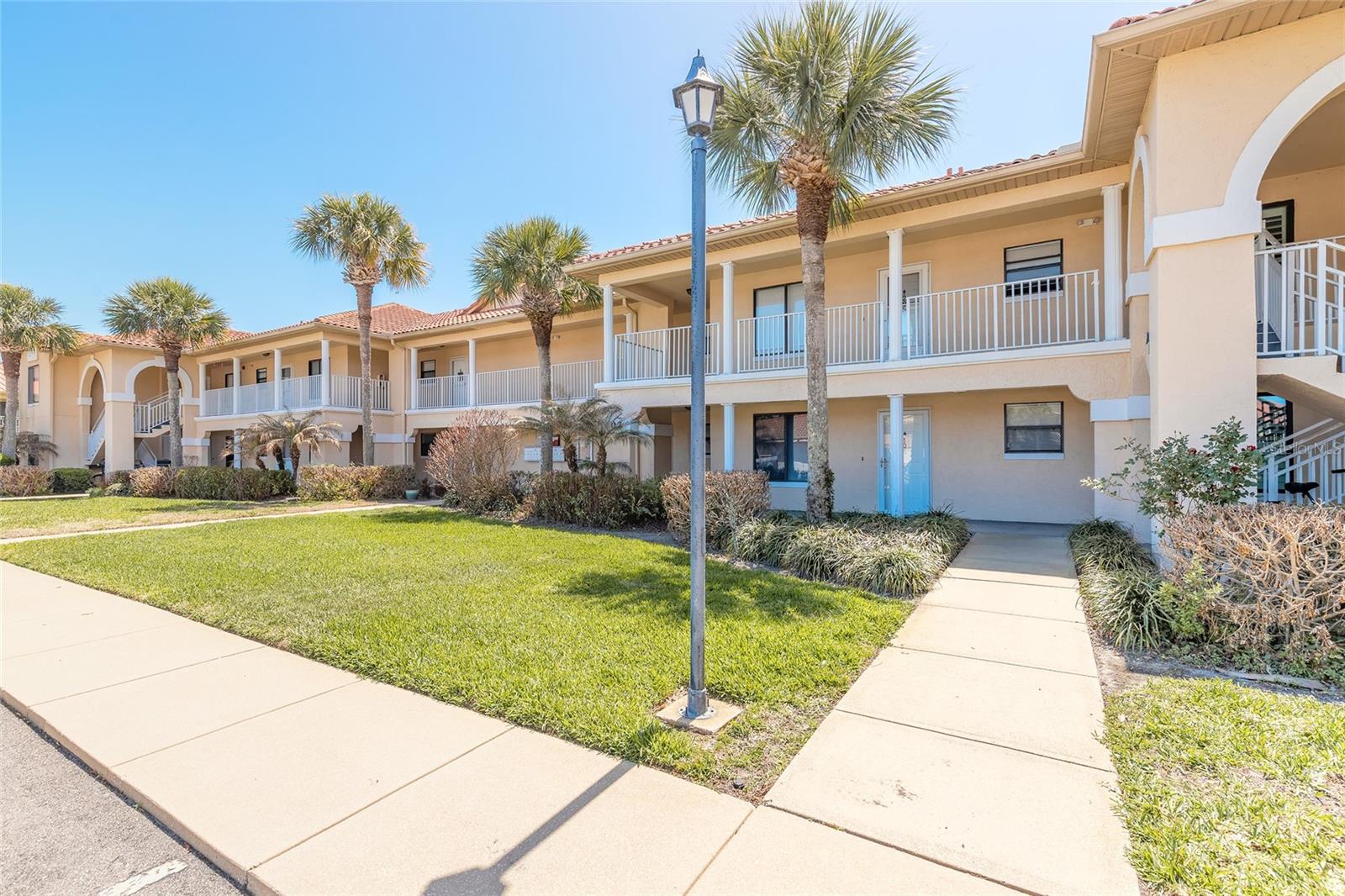 402 BOUCHELLE DR #204 Property Photo 1