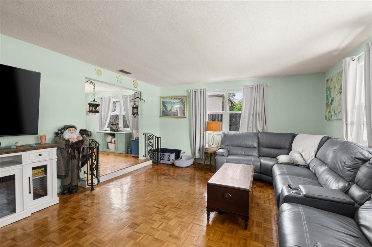 20 Putnam Ave Property Photo 4