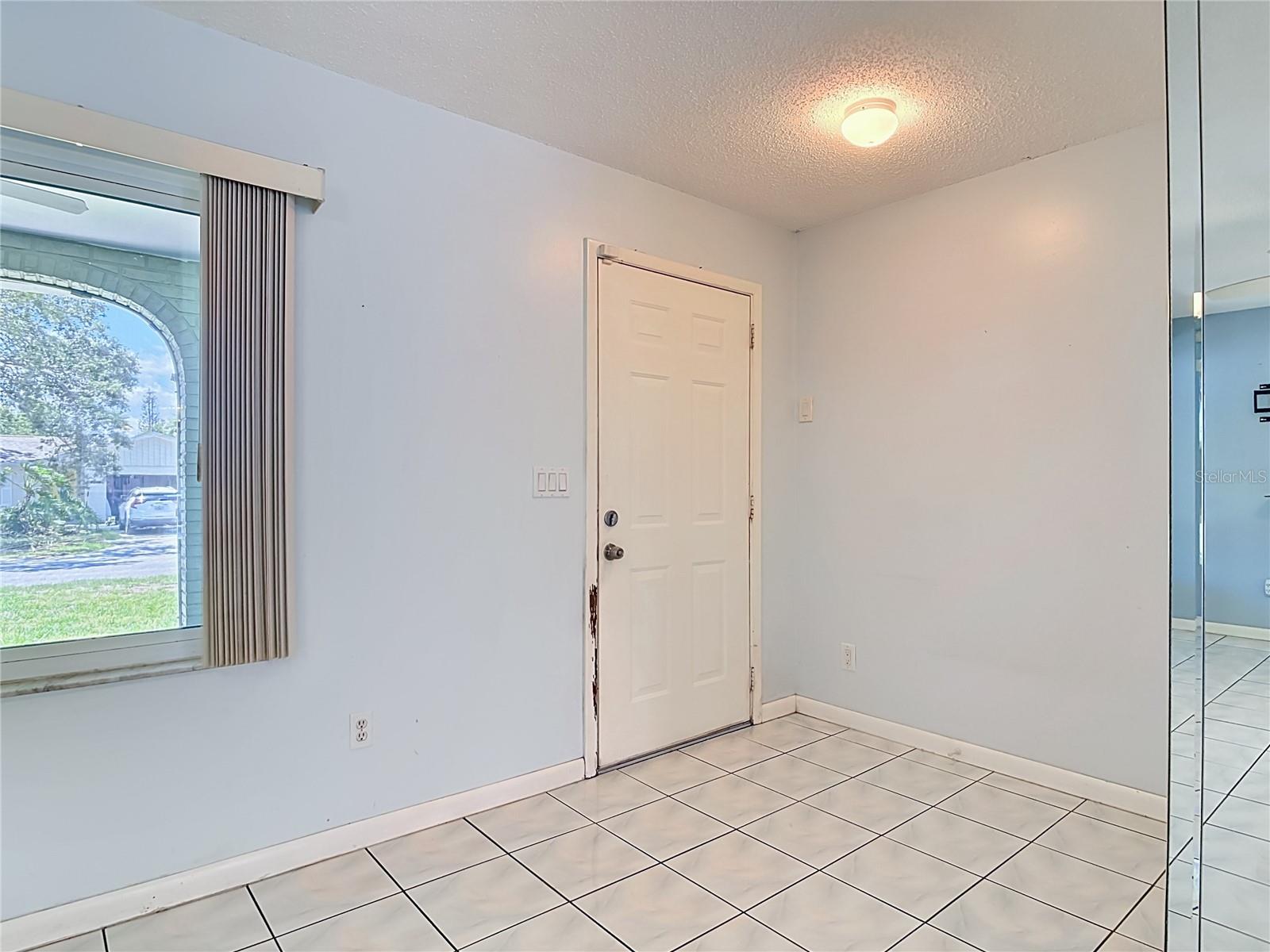1237 Jeffery Dr Property Photo 19