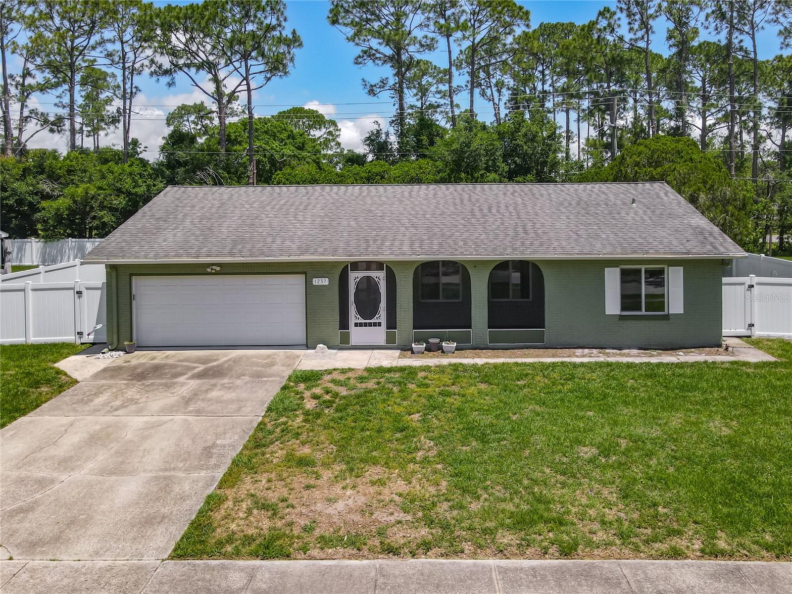 1237 Jeffery Dr Property Photo 41