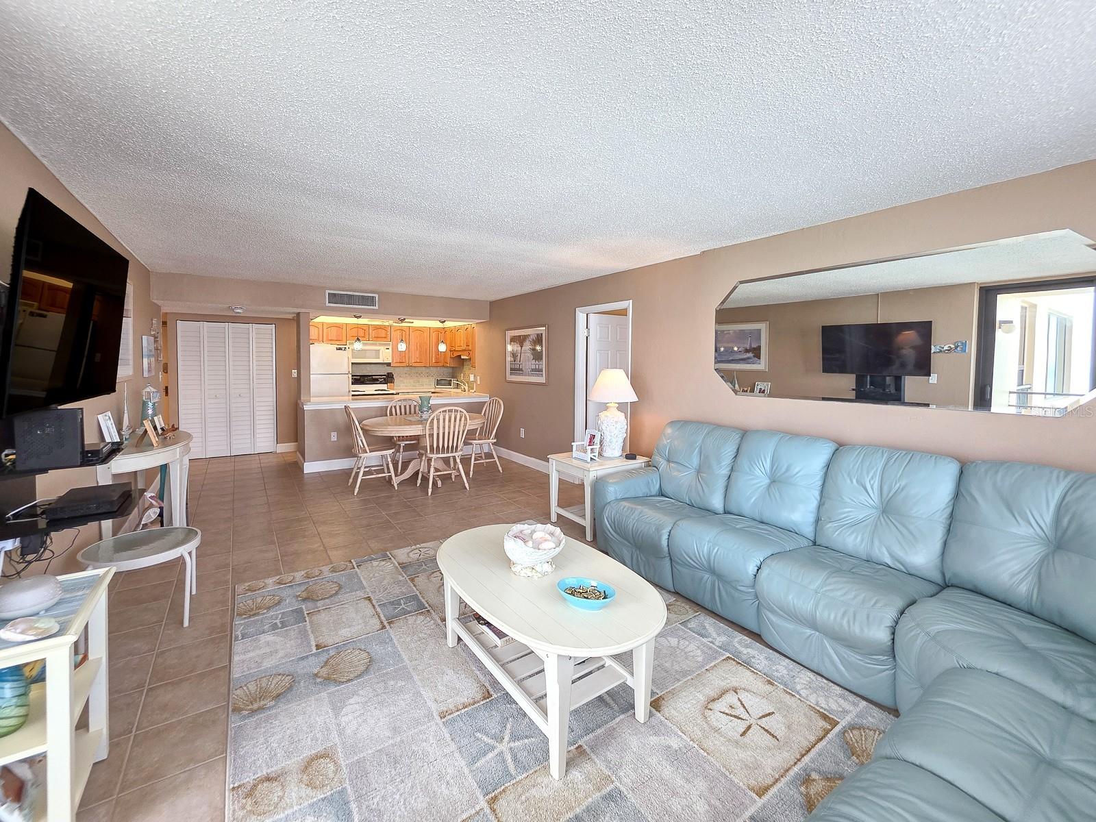 3051 S. Atlantic Ave #1805 Property Photo 6