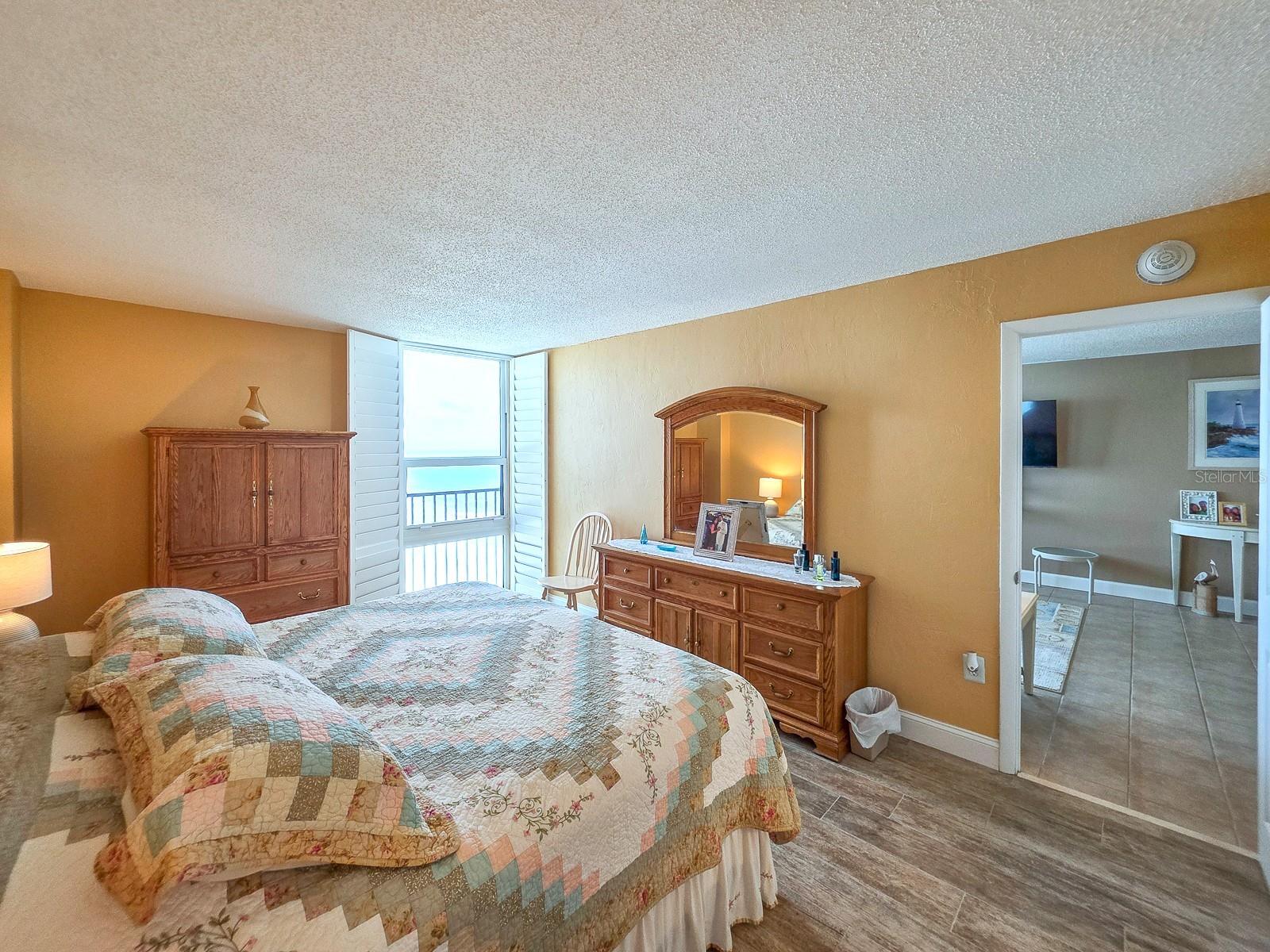 3051 S. Atlantic Ave #1805 Property Photo 12
