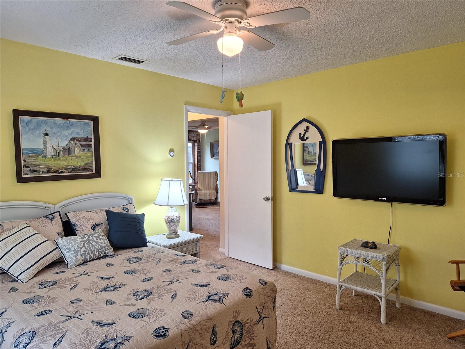 2707 Pine Tree Dr Property Photo 15