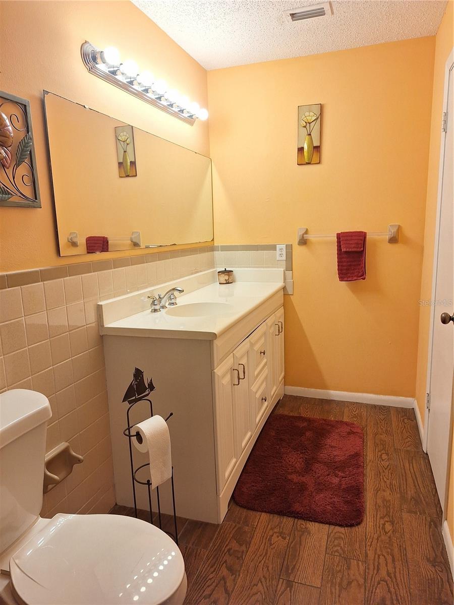 2707 Pine Tree Dr Property Photo 21