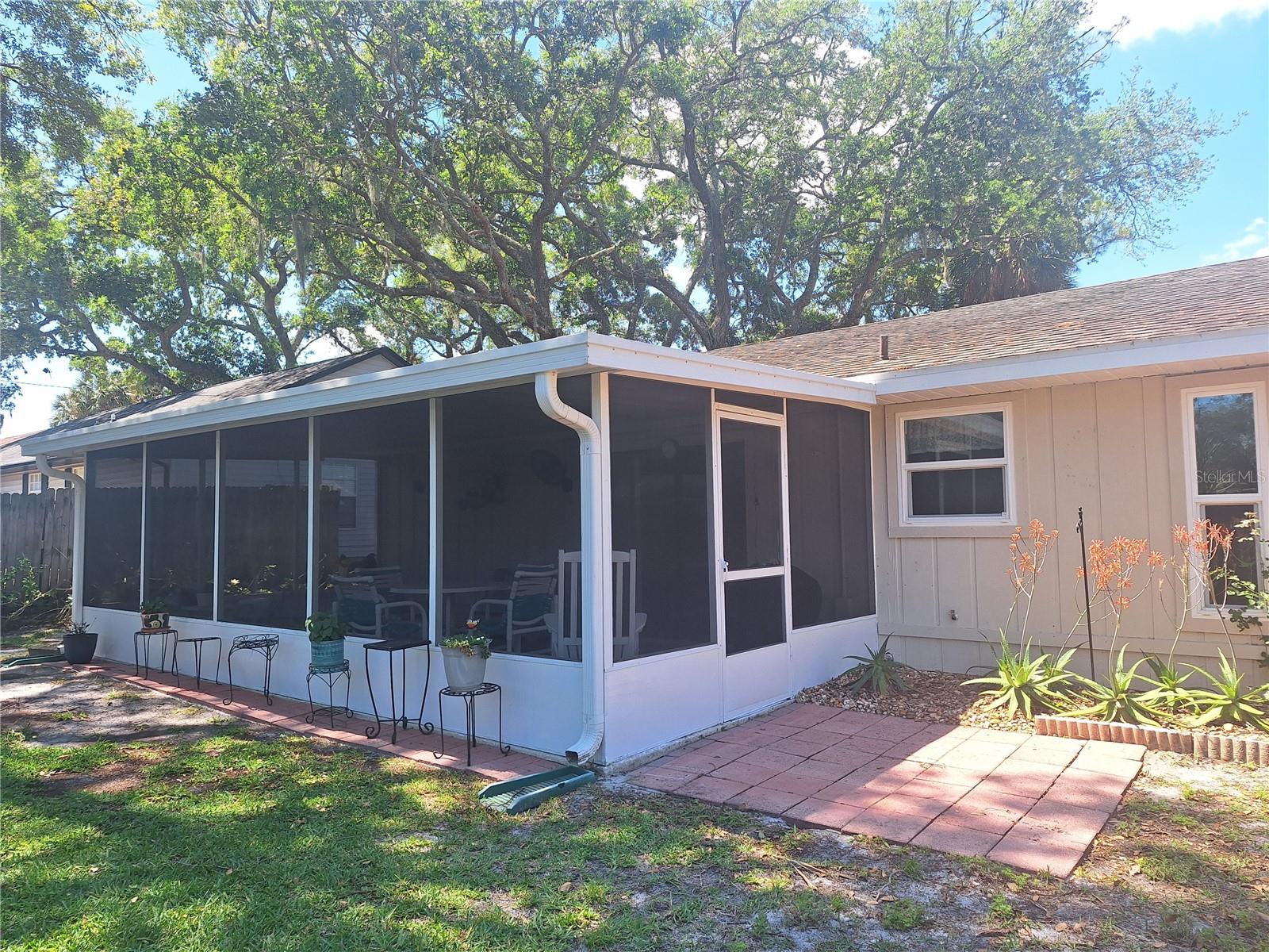 2707 Pine Tree Dr Property Photo 26