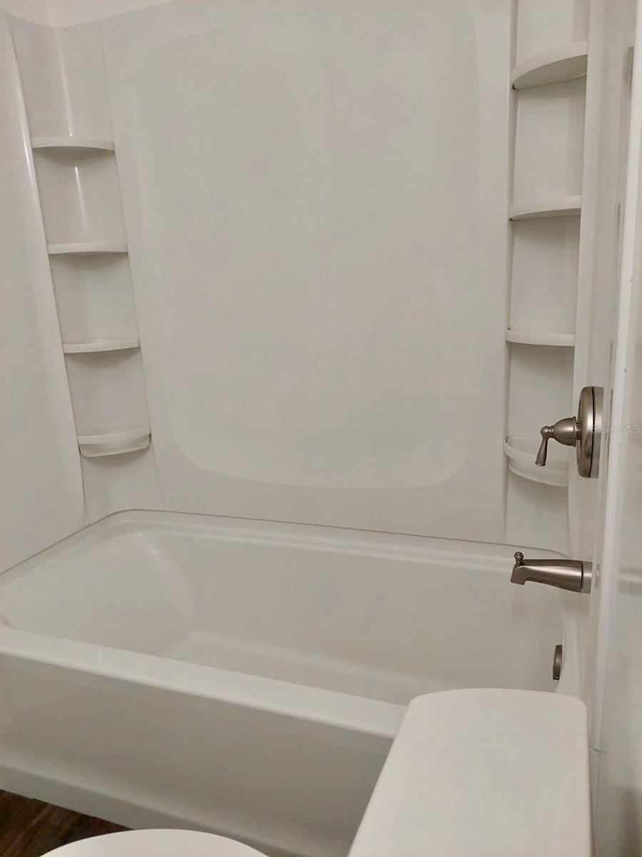 2315 Queen Palm Dr Property Photo 16